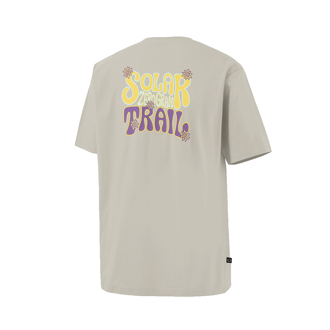 제로그램 SOLAR TRAIL Sorona 백그래픽 반팔 티셔츠(ZEROGRAM Solar Trail Sorona Back Graphic SS Beige)