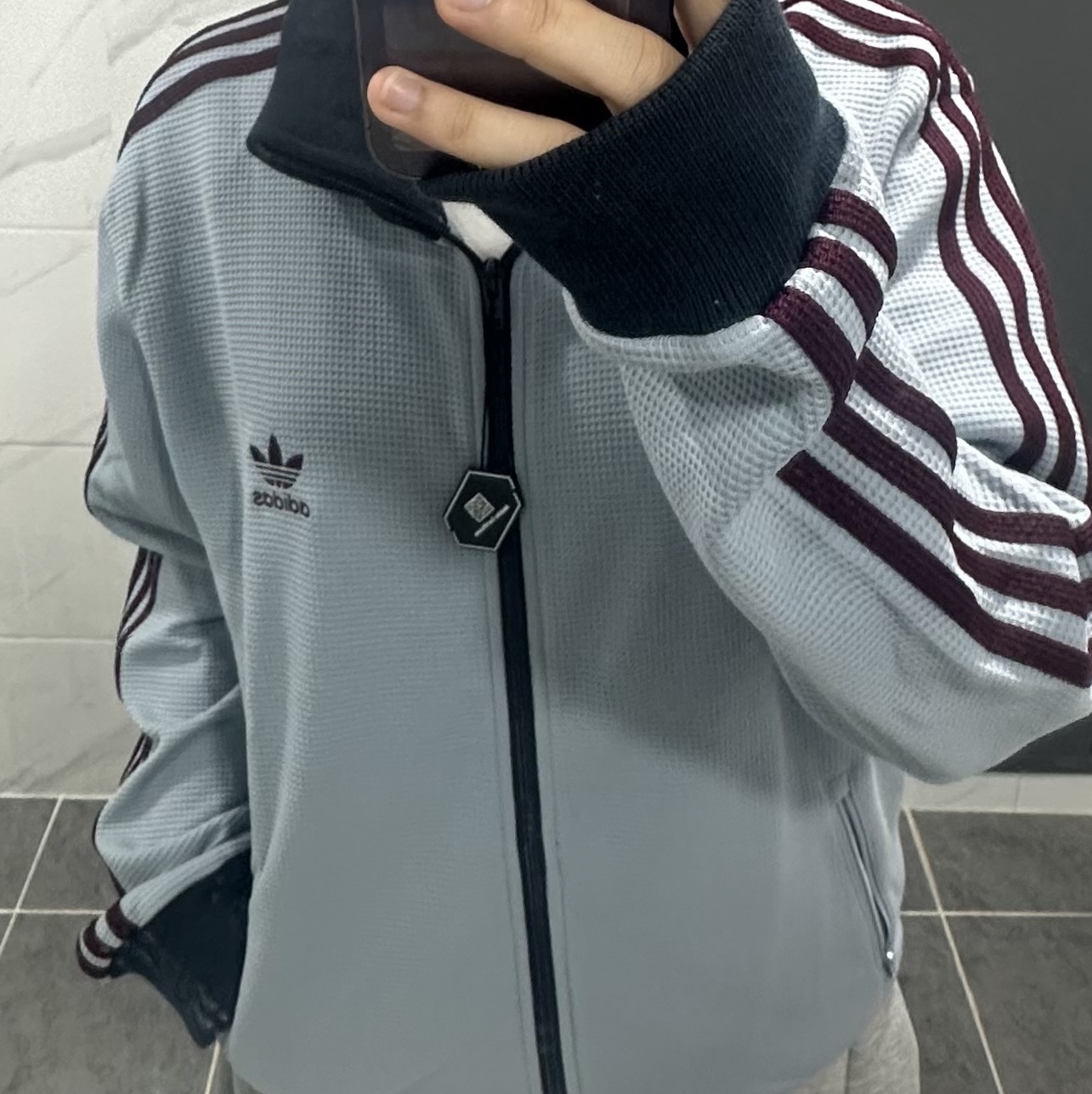 Adidas Originals Track Top Light Grey - KR Sizing 착용 스타일 - 1