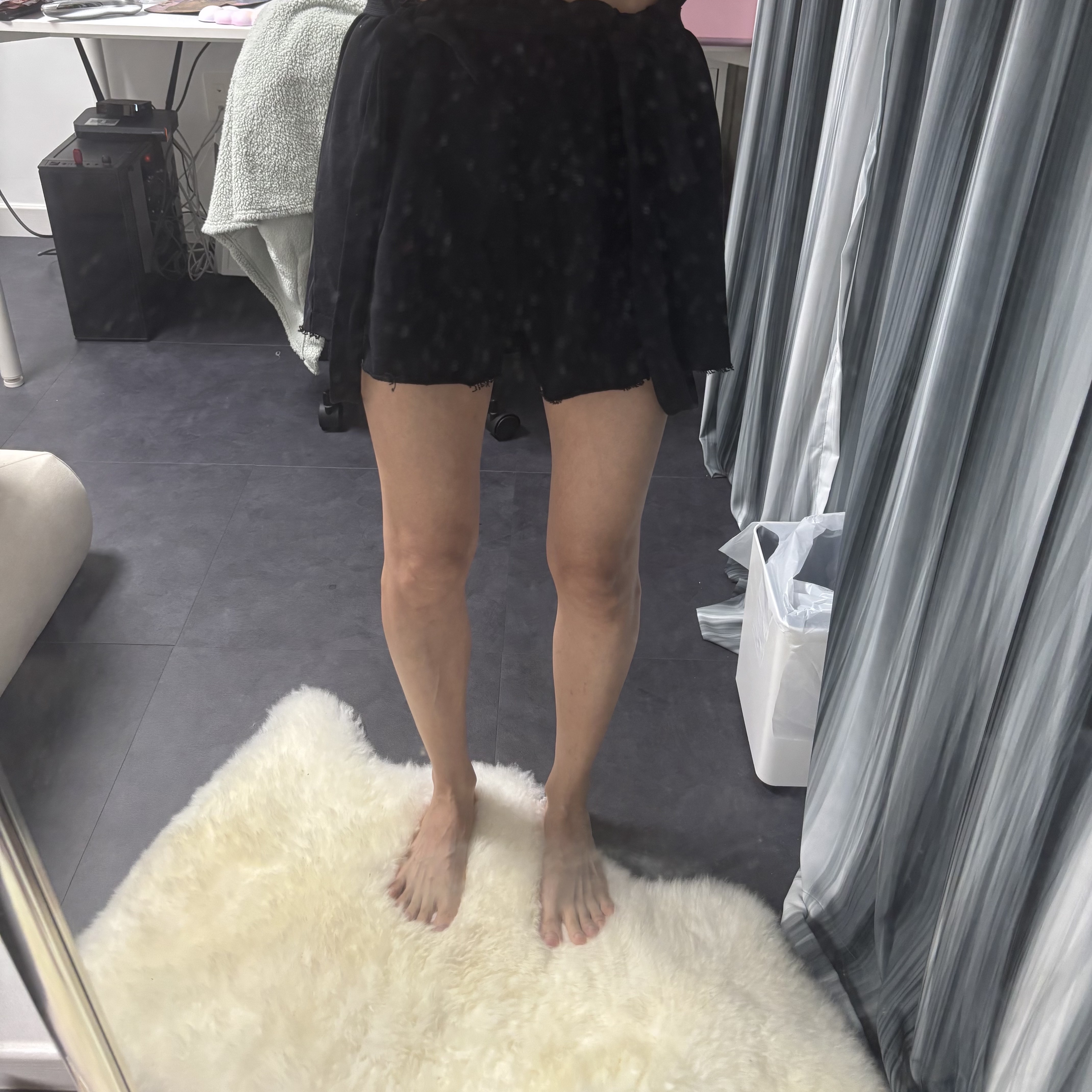 Baserange Women Route Shorts Black 착용 스타일