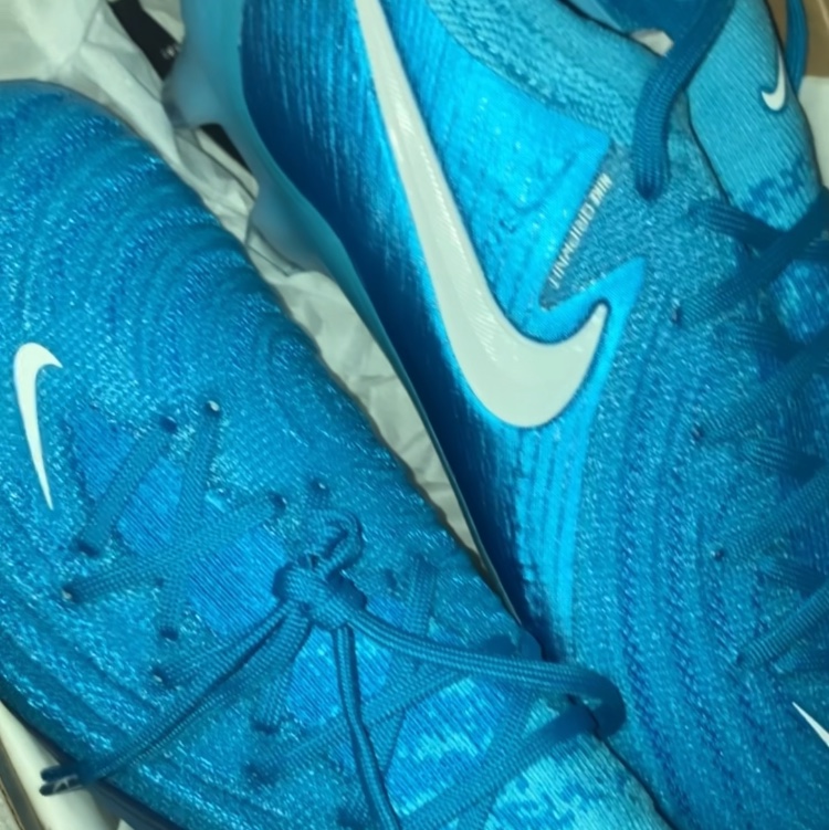 Nike Phantom GX 2 Elite FG Blue Fury White 착용 스타일 - 1