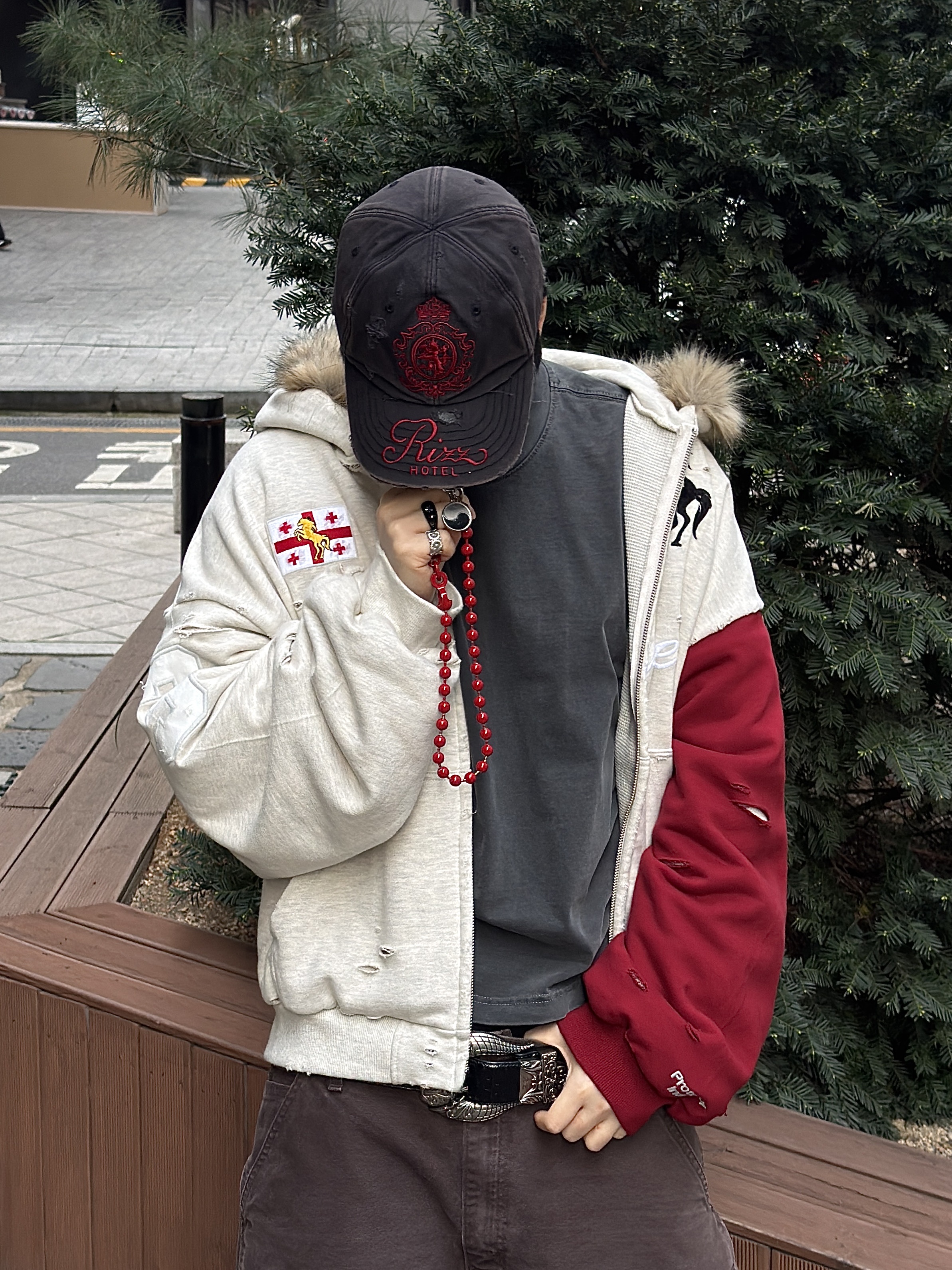 Protocol Index Buttivore Fur Lining Zip Hoodie Oatmeal Melange, Protocol Index Rizz Hotel Cap Black 착용 스타일 - 2