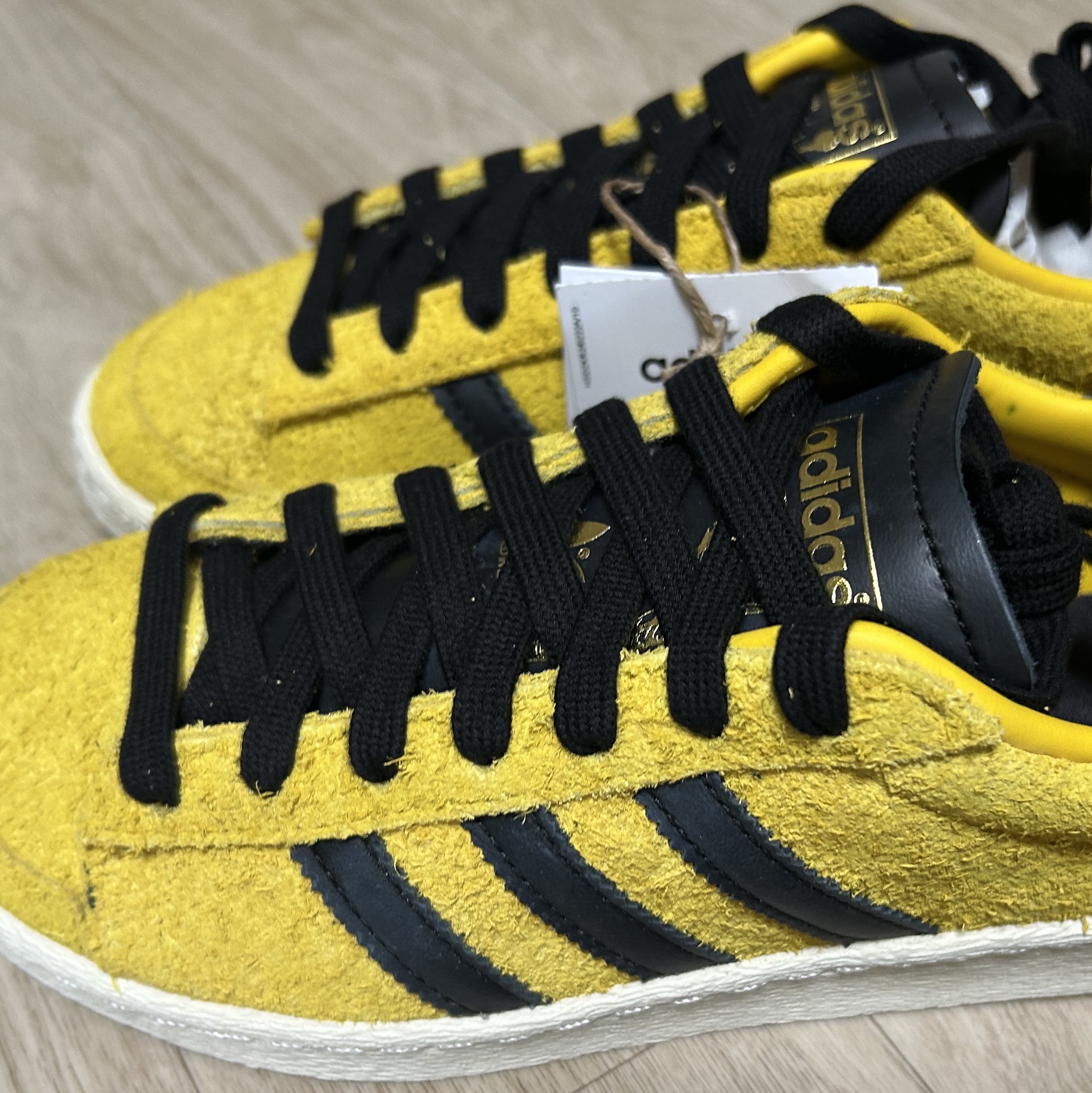 Adidas x Bruce Lee Jabbar Low Supplier Colour Core Black 착용 스타일