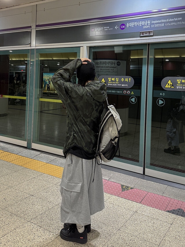 Oakley Session Beanie Blackout, Nike x Supreme Air Force 1 Low Black 착용 스타일 - 3