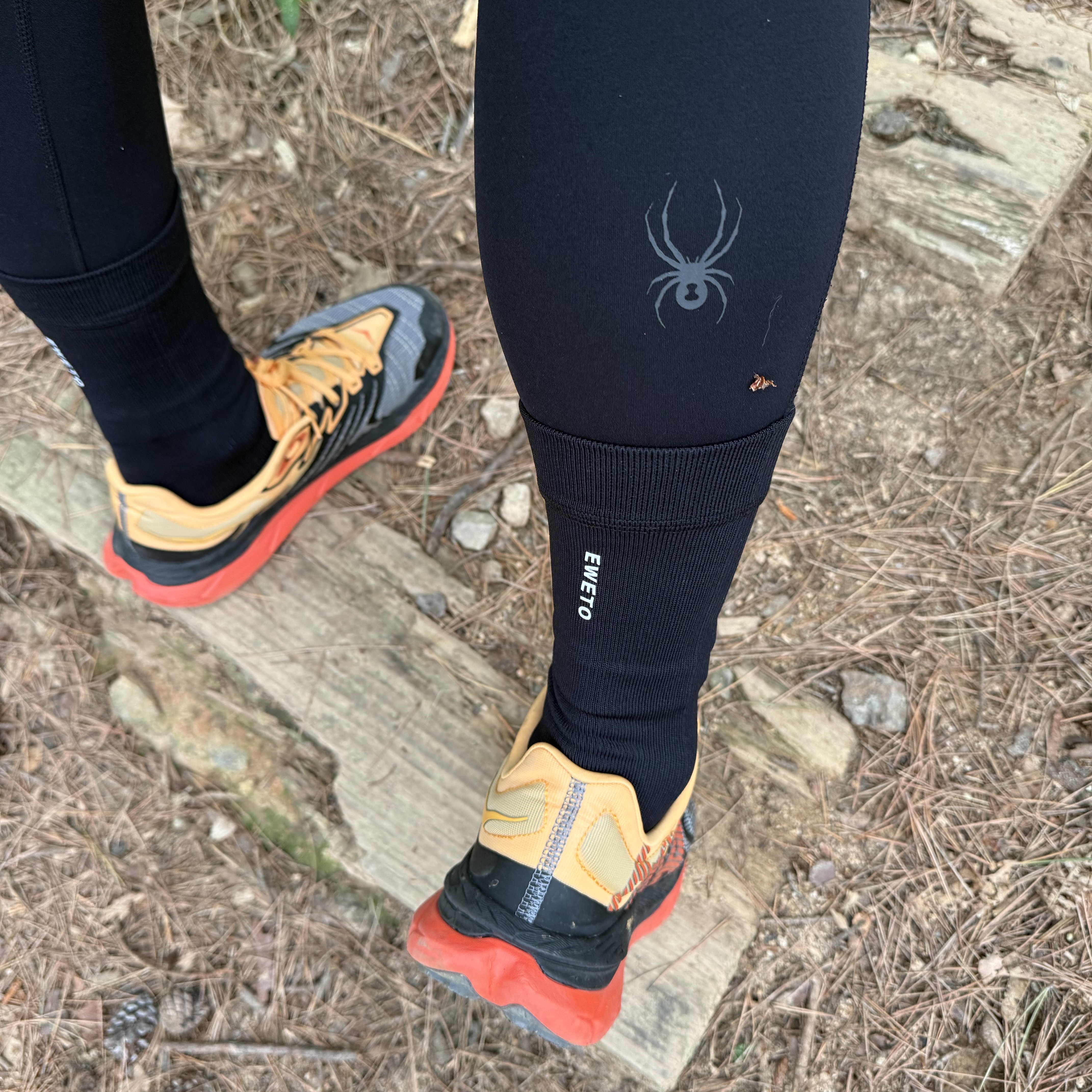 Hoka Tecton X 2 Black Flame 착용 스타일