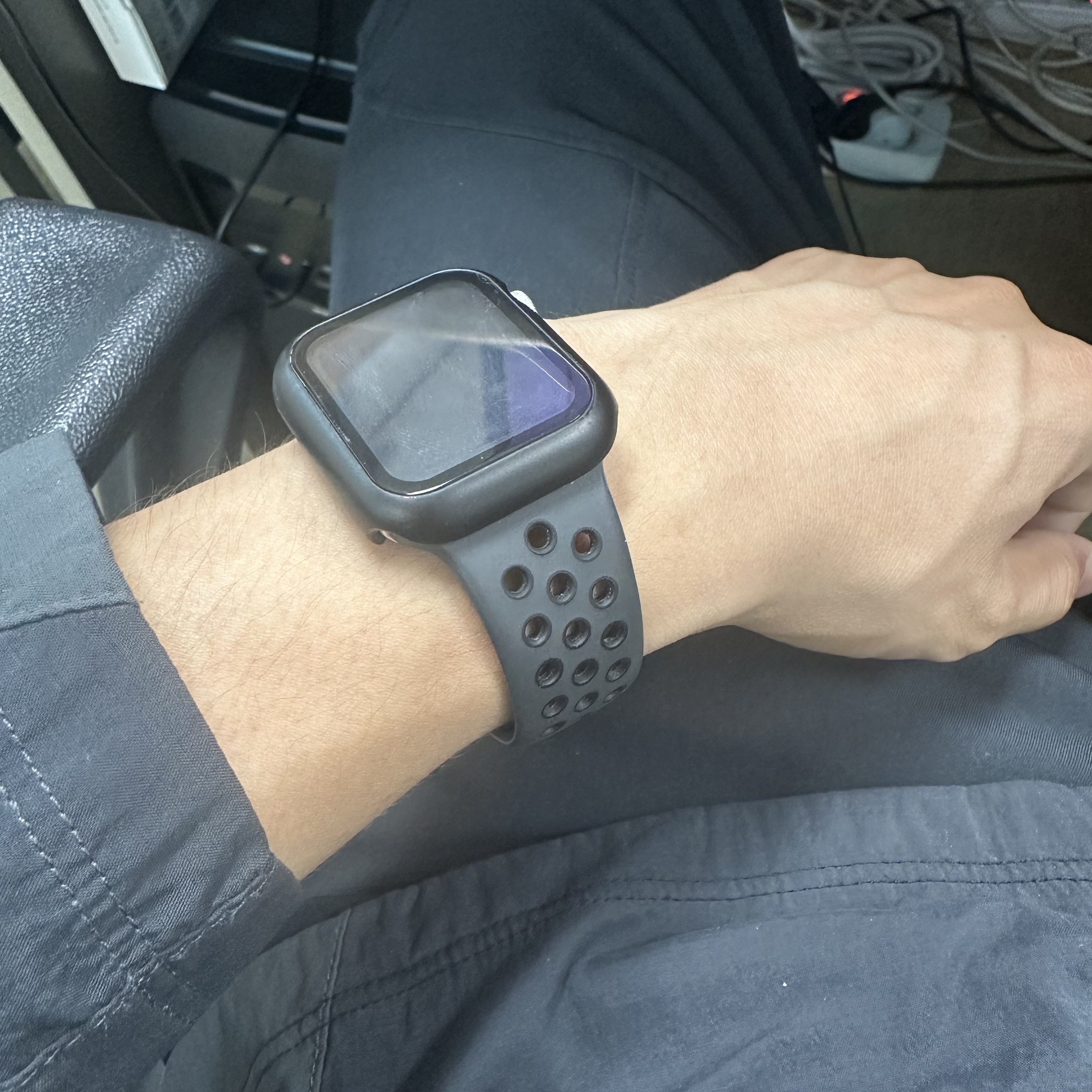 Apple Watch SE 2024 40mm GPS Silver Aluminium Case with Sport Band S/M Denim (Korean Ver.) 착용 스타일