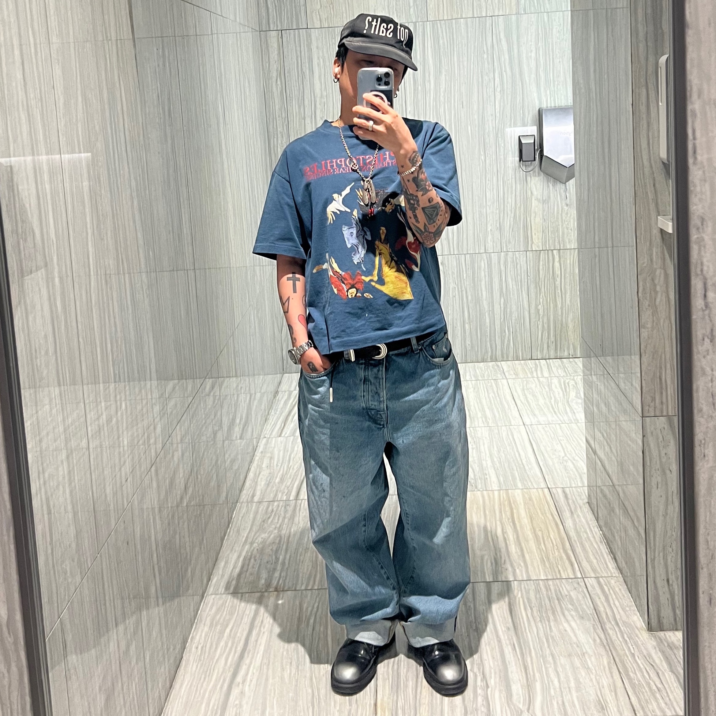 Dr. Martens x Supreme 1461 Gray Silver, Stussy Denim Big OL' Jean Washed Blue 착용 스타일