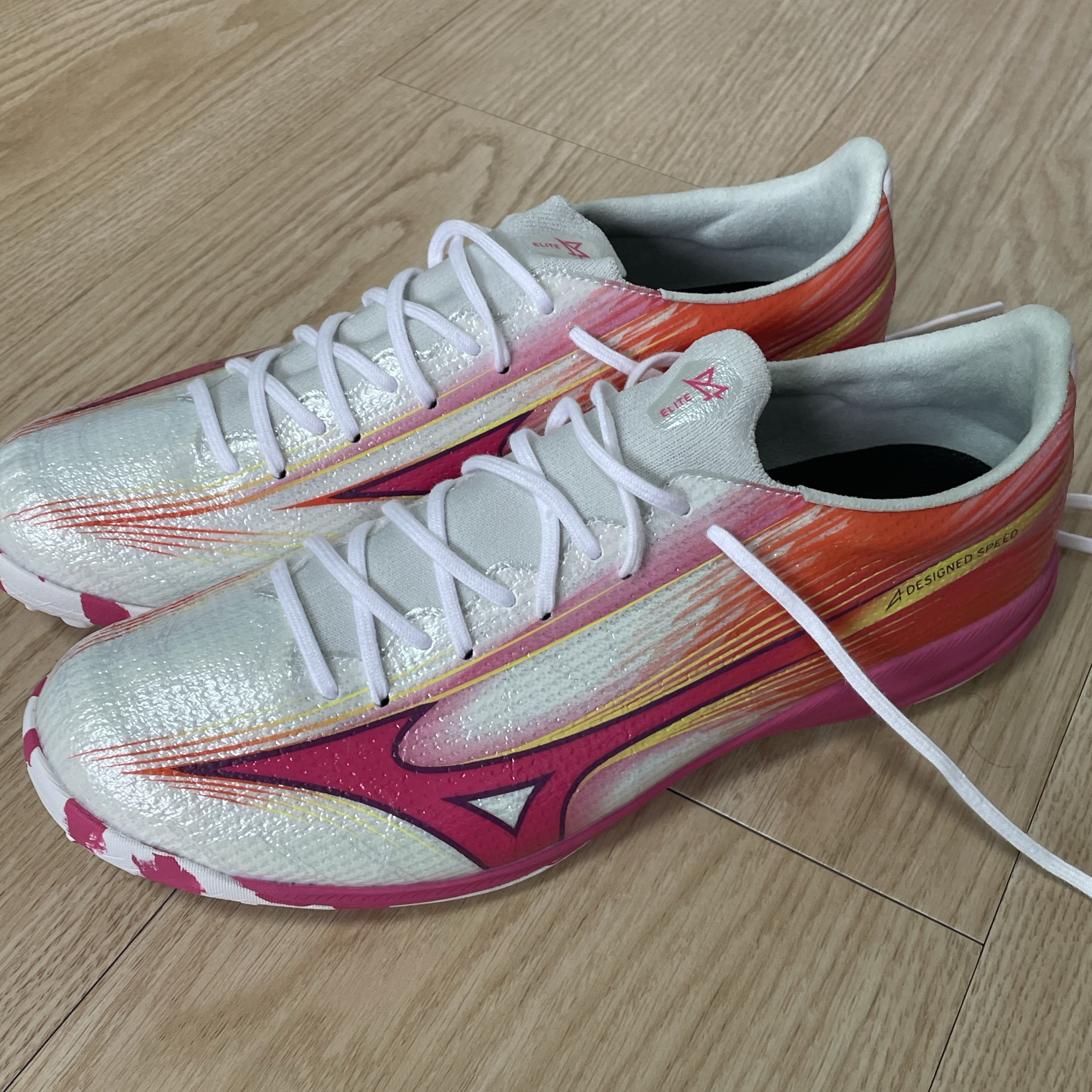 Mizuno Alpha III Elite AS White Pink 착용 스타일