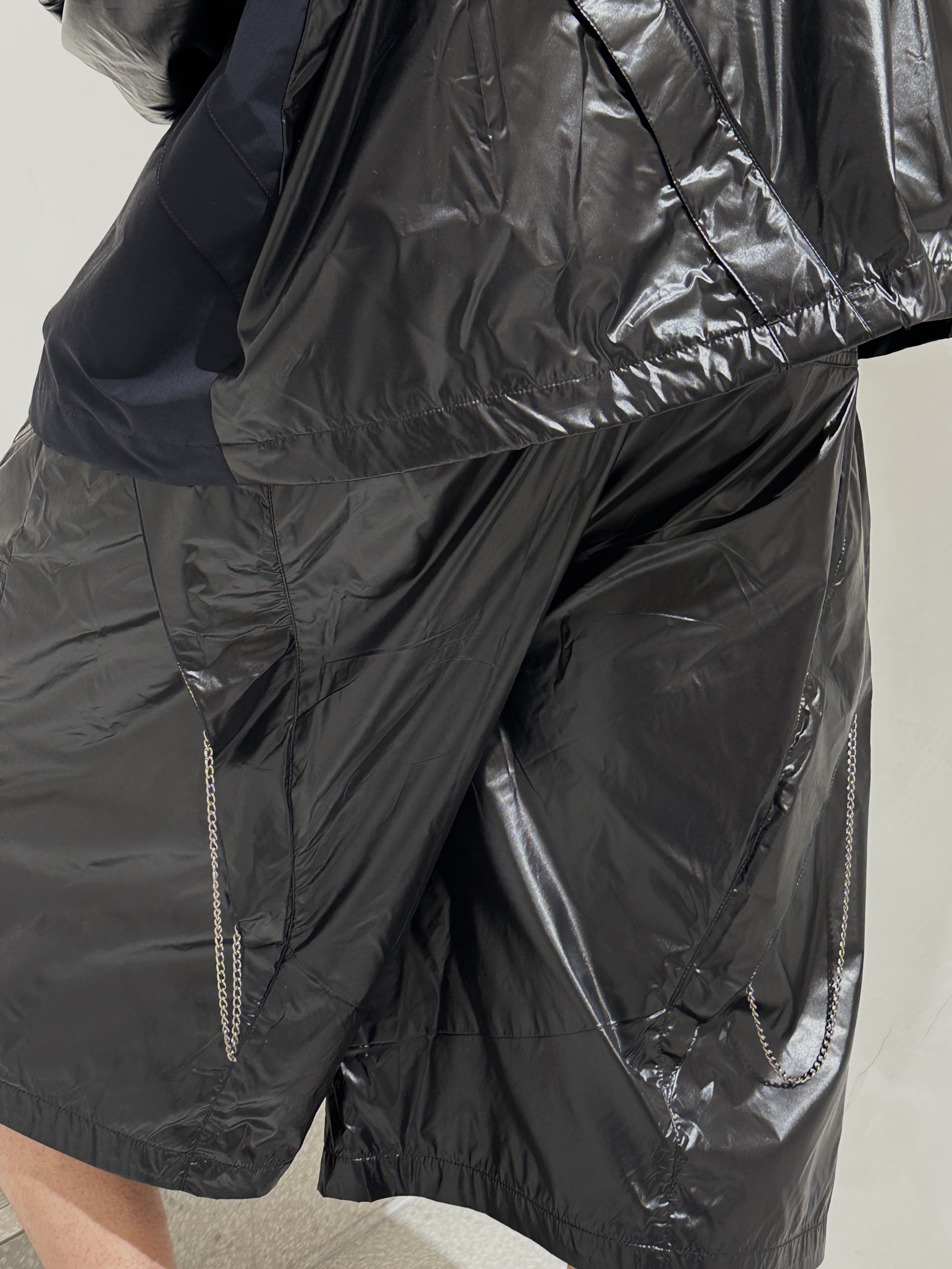 NAUTICA x Undermycar - NTC X UMC UTILITY SHORTS - BLACK, Undermycar x Nautica Utility Parka Black - 25SS 착용 스타일 - 4