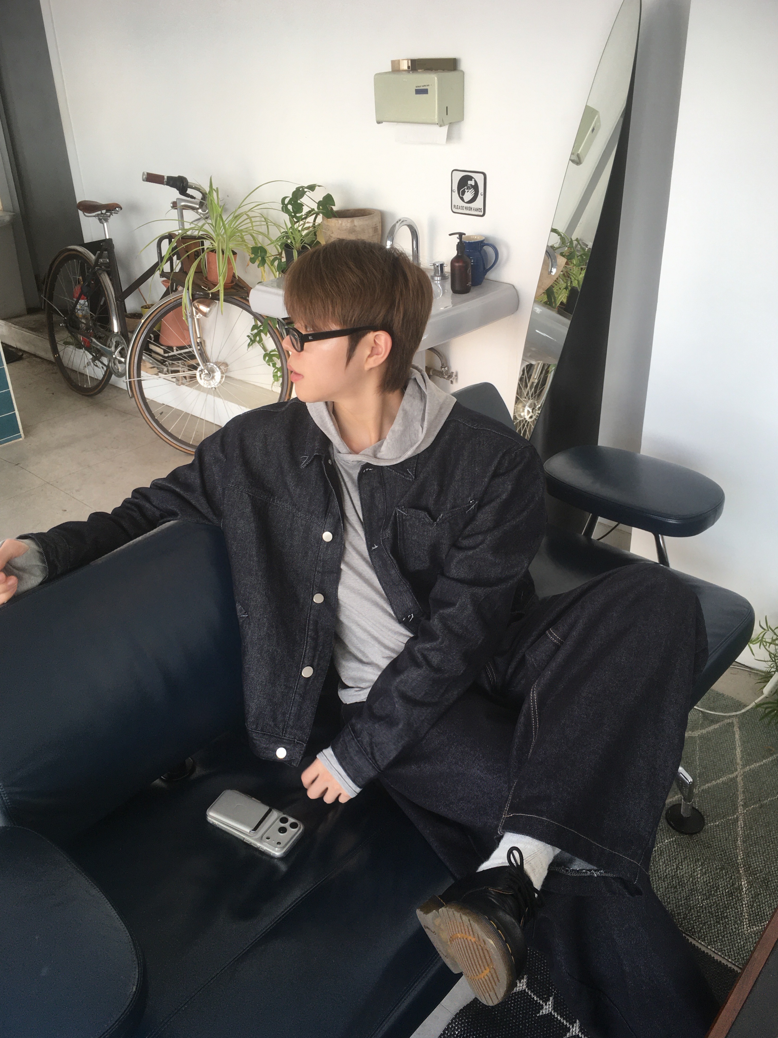 Dr. Martens 1461 Smooth Black 착용 스타일 - 3