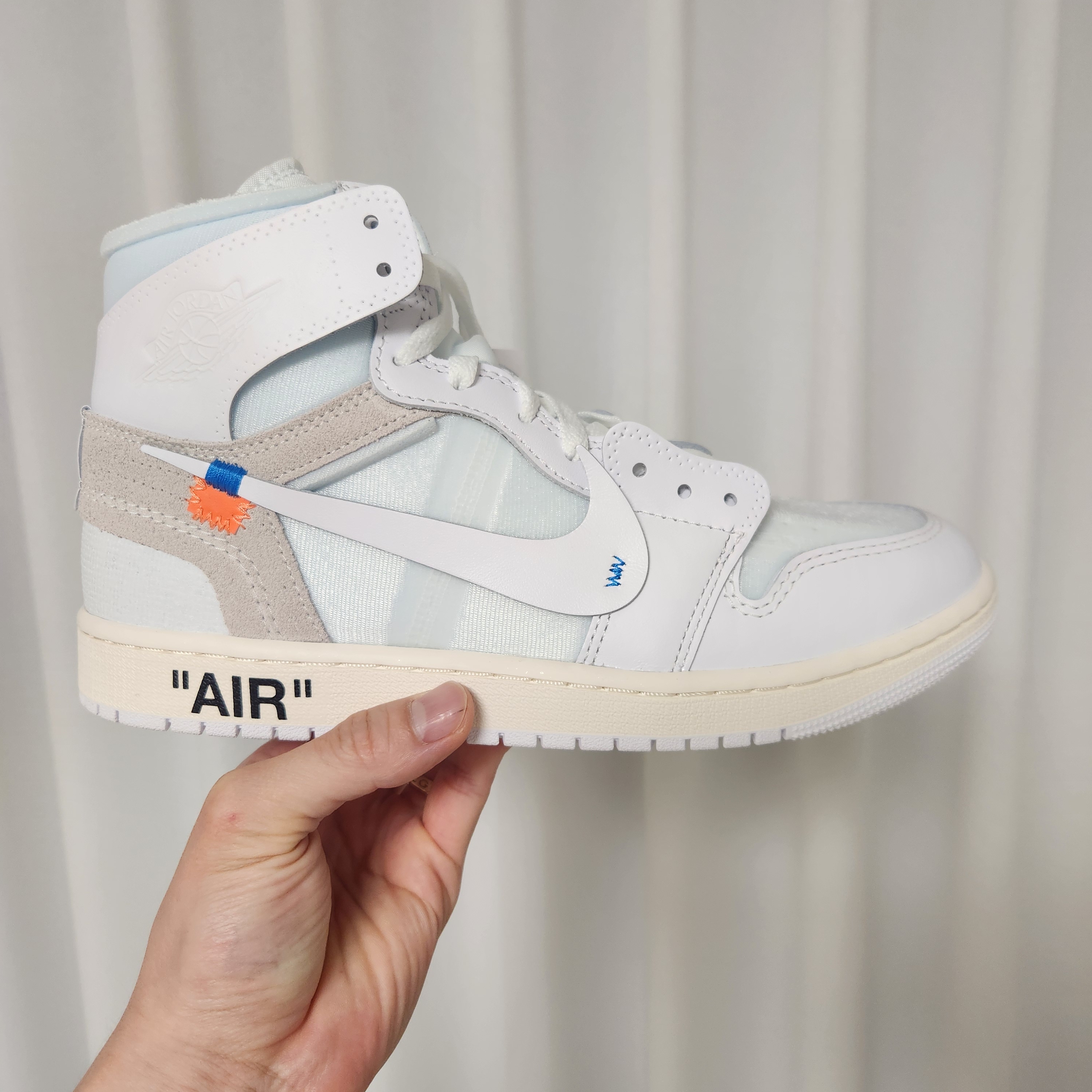 Jordan 1 x Virgil Abloh Archive Retro High Alaska White 착용 스타일