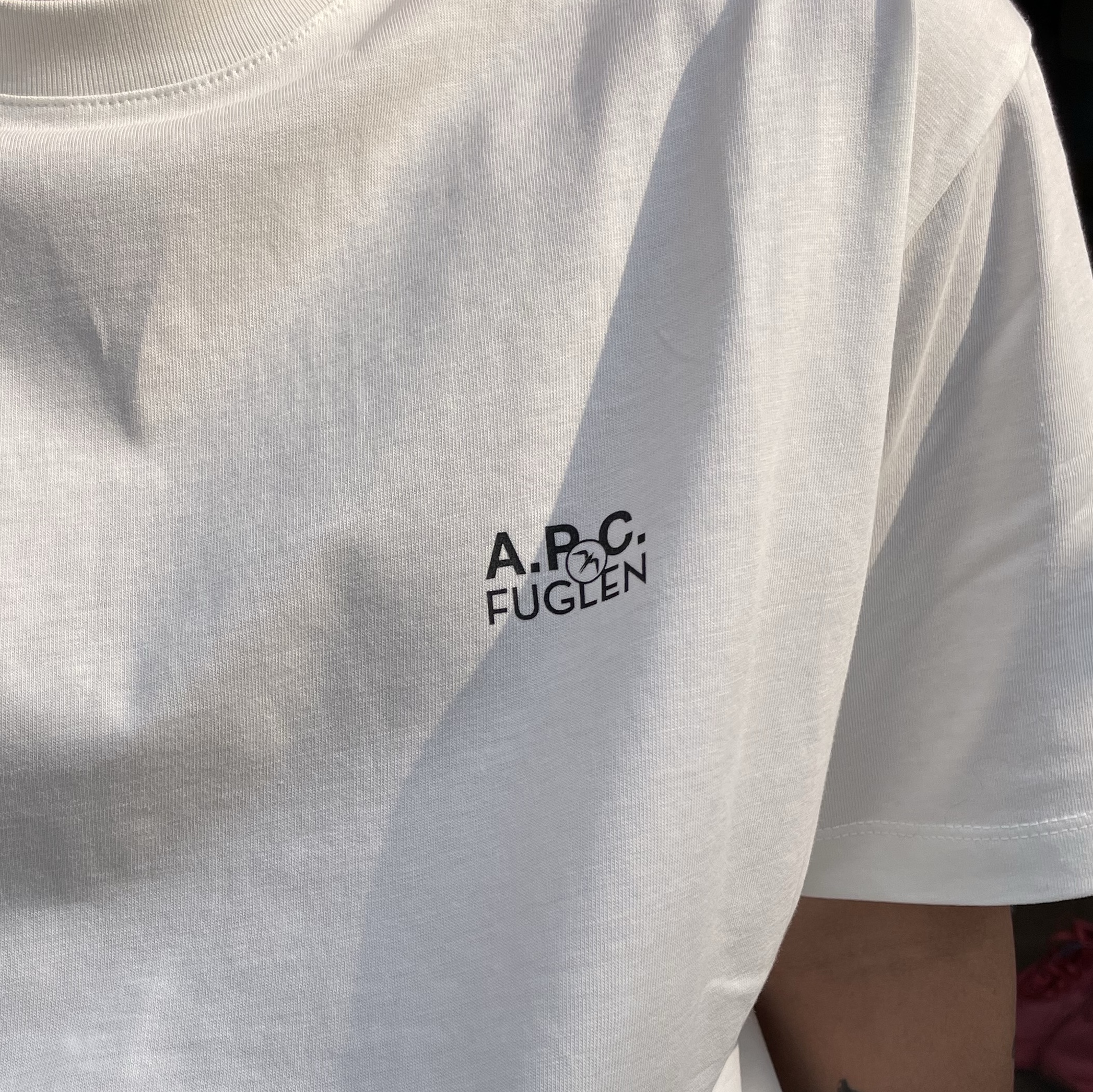 A.P.C. x Fuglen T-Shirt Ivory 착용 스타일 - 2