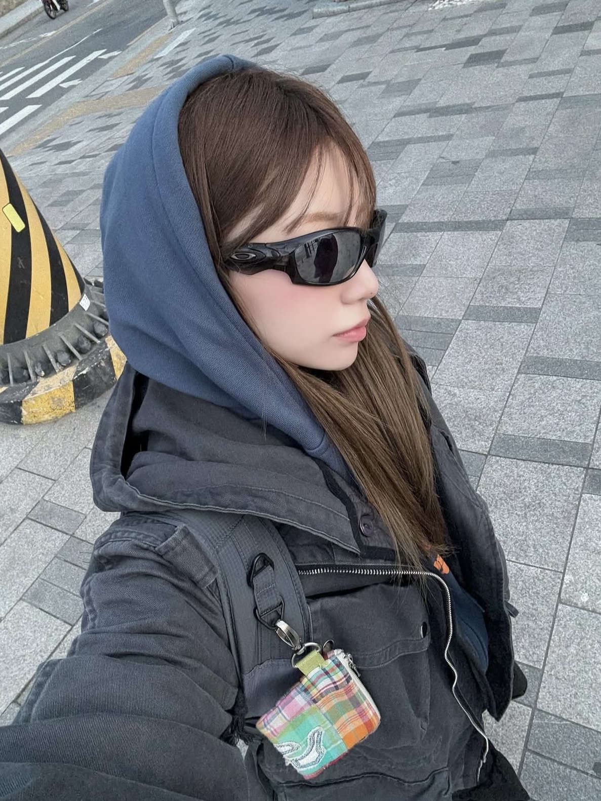 Oakley Eye Jacket Redux Matte Black Frame Prizm Grey Lenses High Bridge Fit 착용 스타일