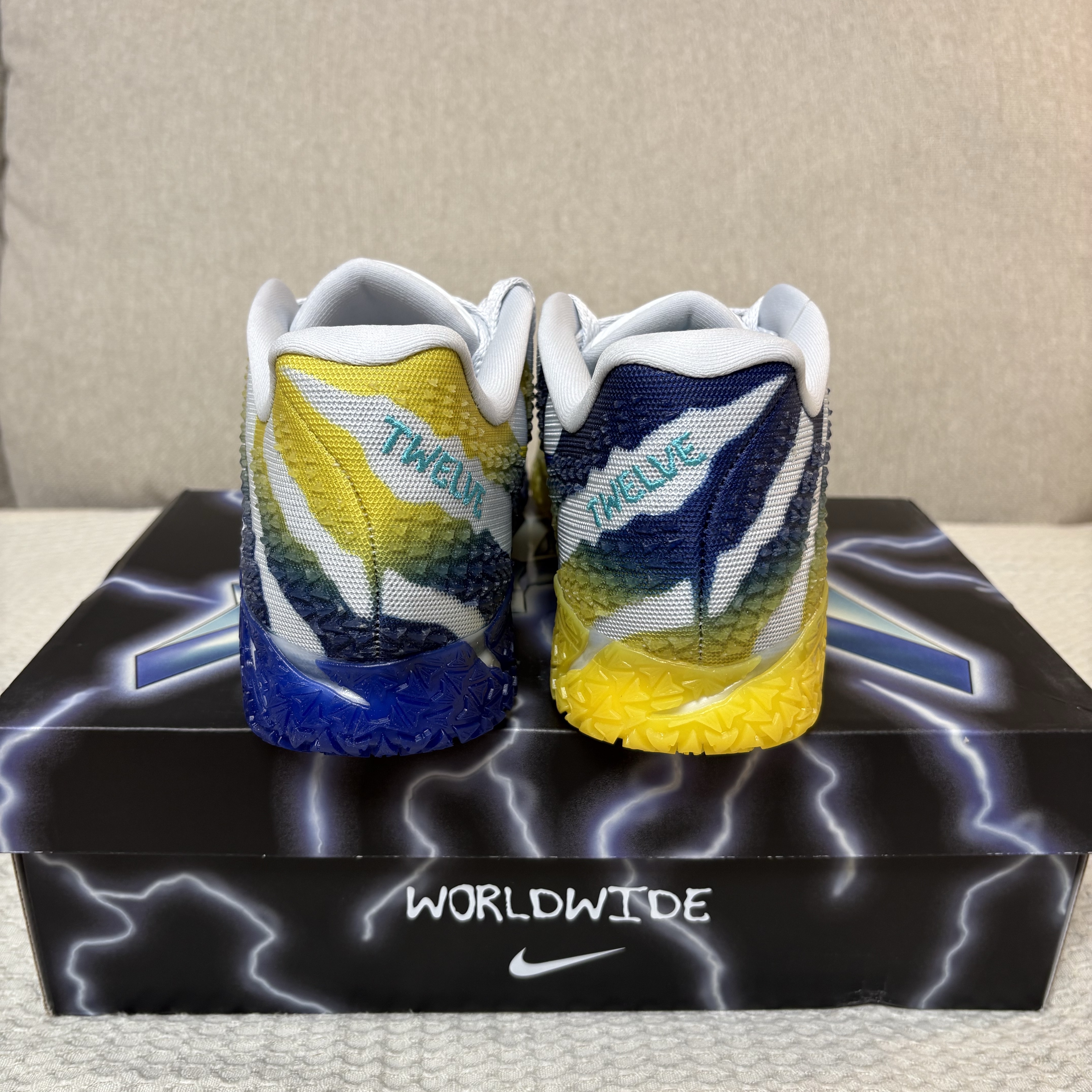Nike Ja 3 EP Pure Platinum Deep Royal Blue 착용 스타일 - 5