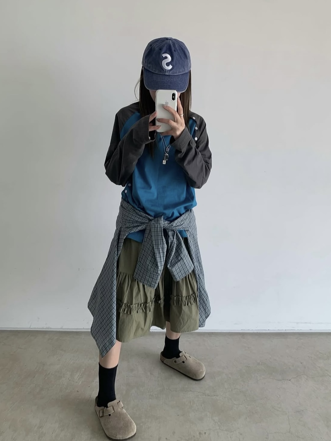 Supreme Pigment S Logo 6-Panel Navy - 24FW, Birkenstock Boston Soft Footbed Taupe - Regular 착용 스타일