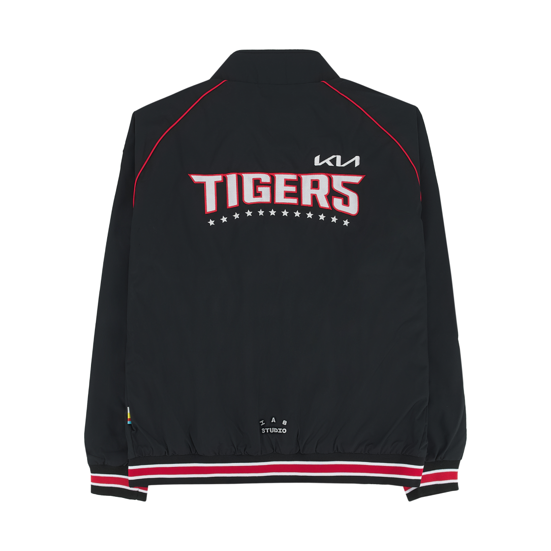 기아 타이거즈 x 아이앱 스튜디오 25 어센틱 춘추 점퍼 블랙(Kia Tigers x IAB Studio 25 Authentic Spring Autumn Jumper Black) - 2