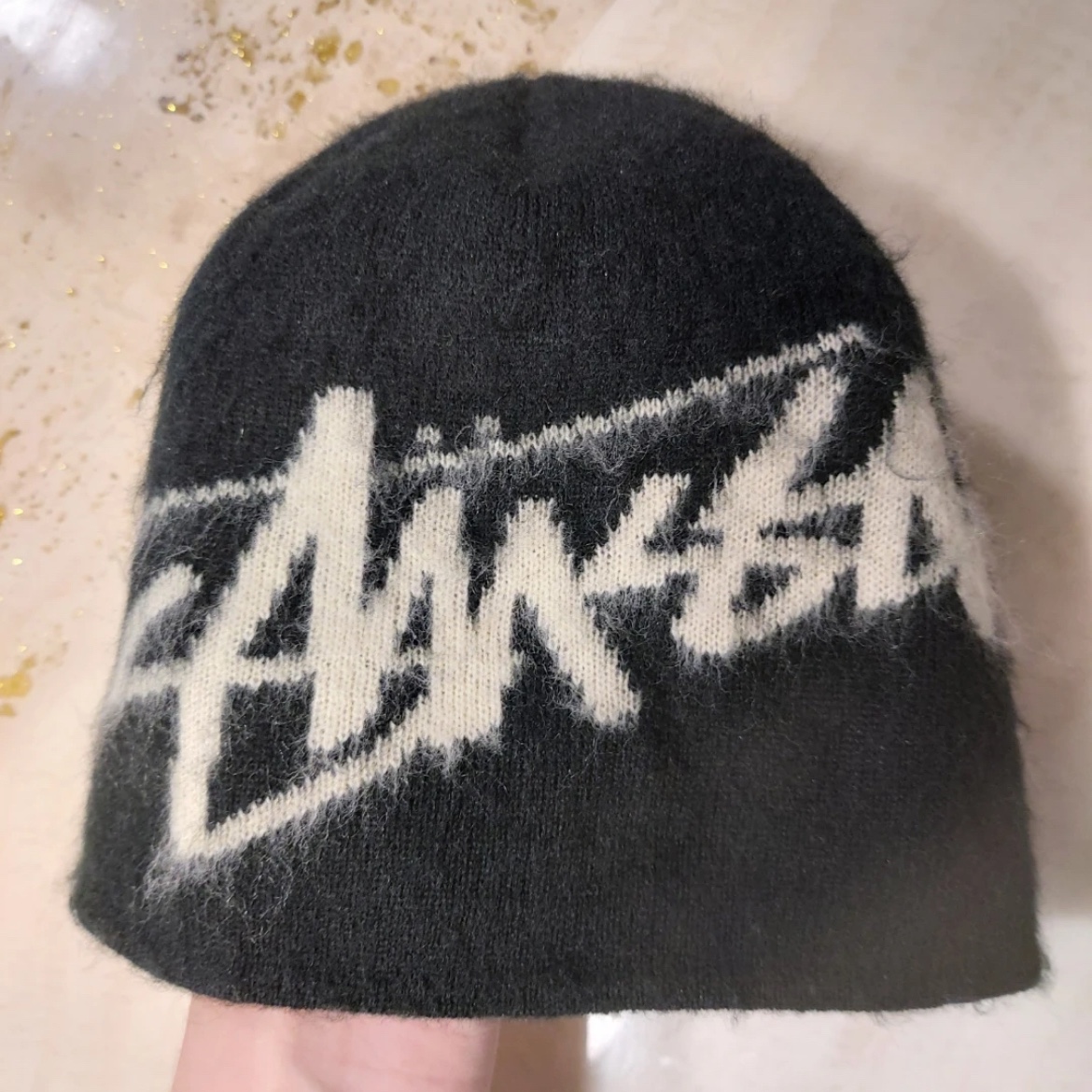 Stussy Brushed Out Stock Skullcap Beanie Black 착용 스타일