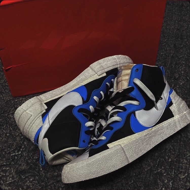 Nike x Sacai Blazer Mid White Black Legend Blue 착용 스타일 - 2