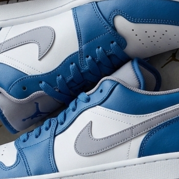 Jordan 1 Low True Blue Cement Grey 착용 스타일
