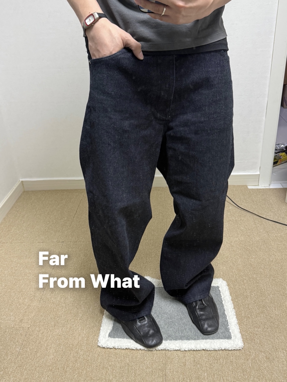 Farfromwhat Far Raw-texture Denim Deep Indigo 착용 스타일 - 1