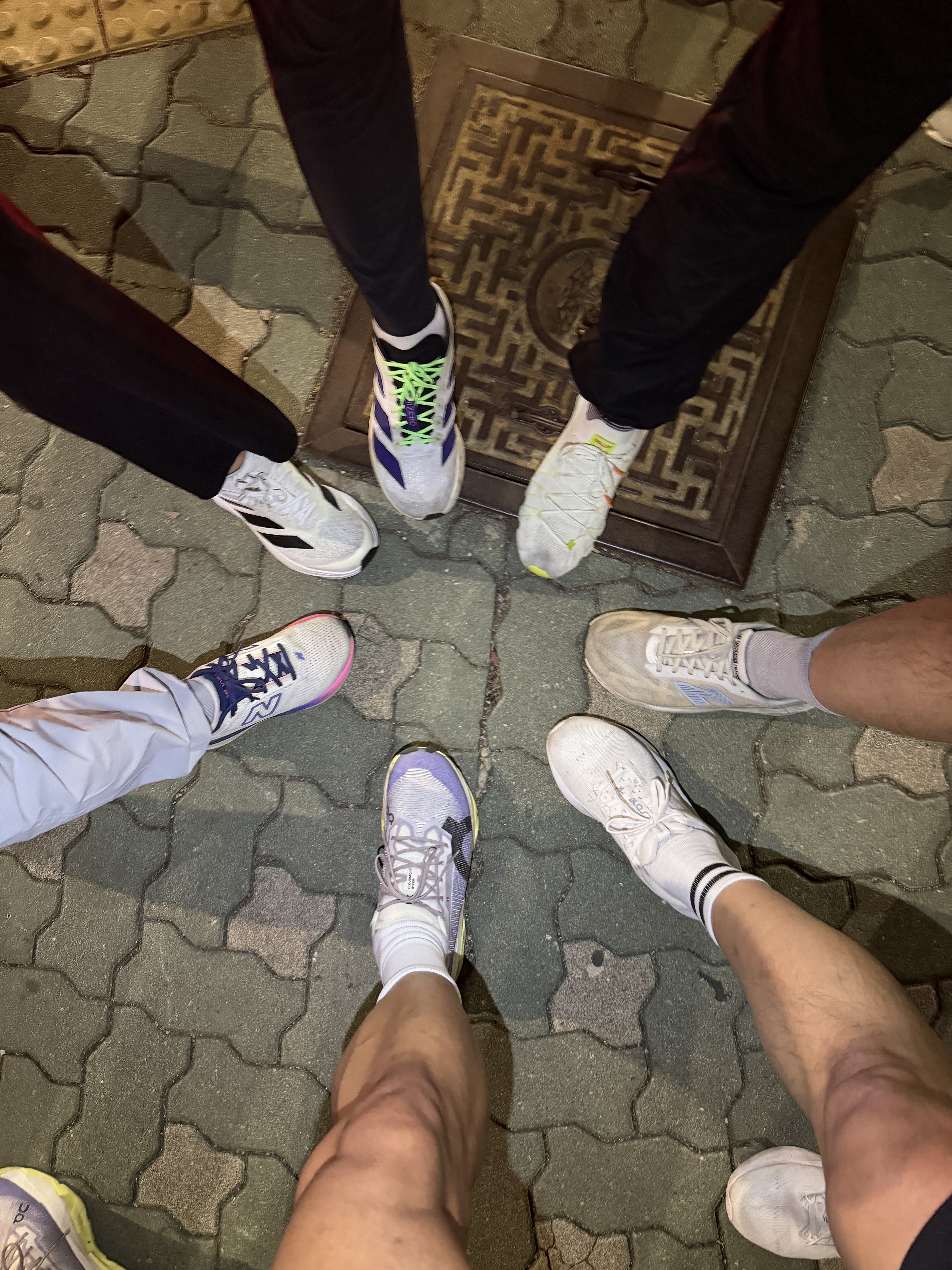 (W) New Balance 1080v15 Sea Salt Blue Oyster - D Wide, On Running Cloudmonster 3 Hyper Lily Limelight 착용 스타일