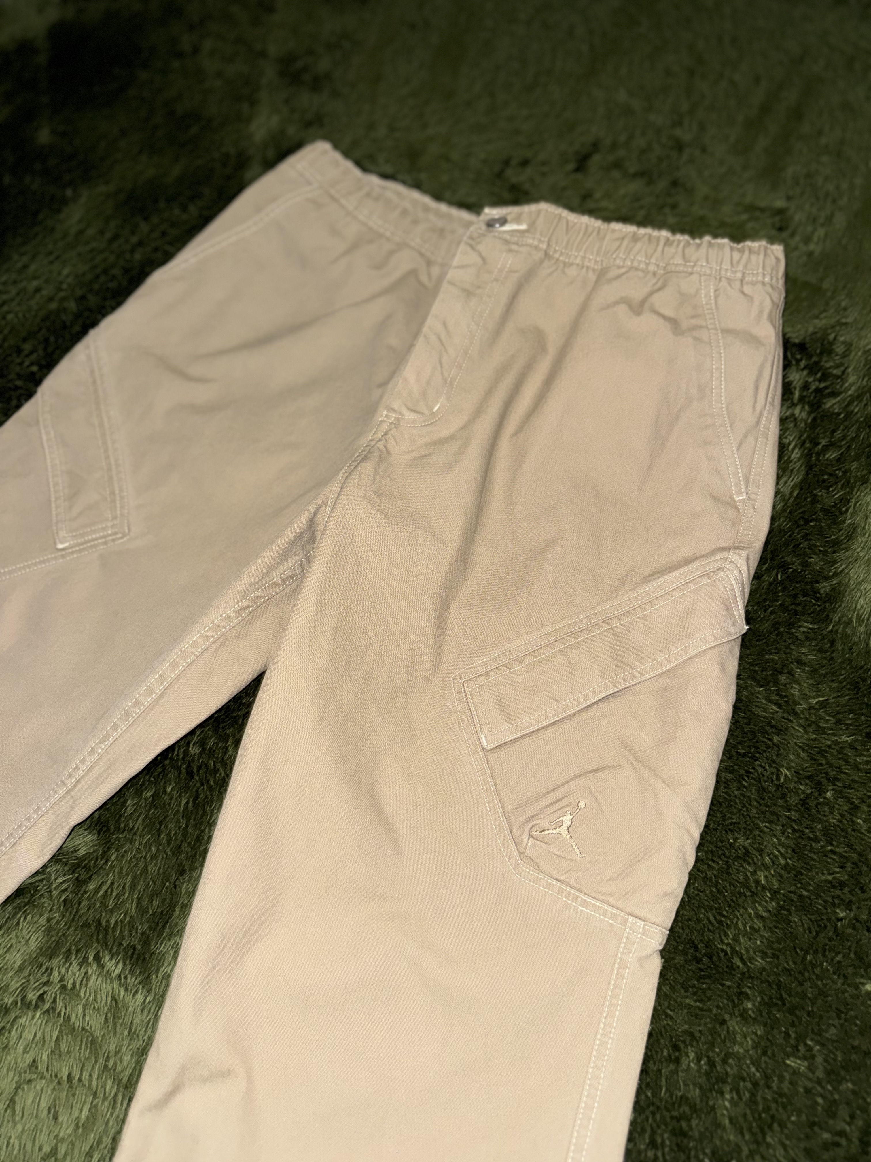 Jordan Chicago Pants Desert Camo (FV7255-257) 착용 스타일 - 5