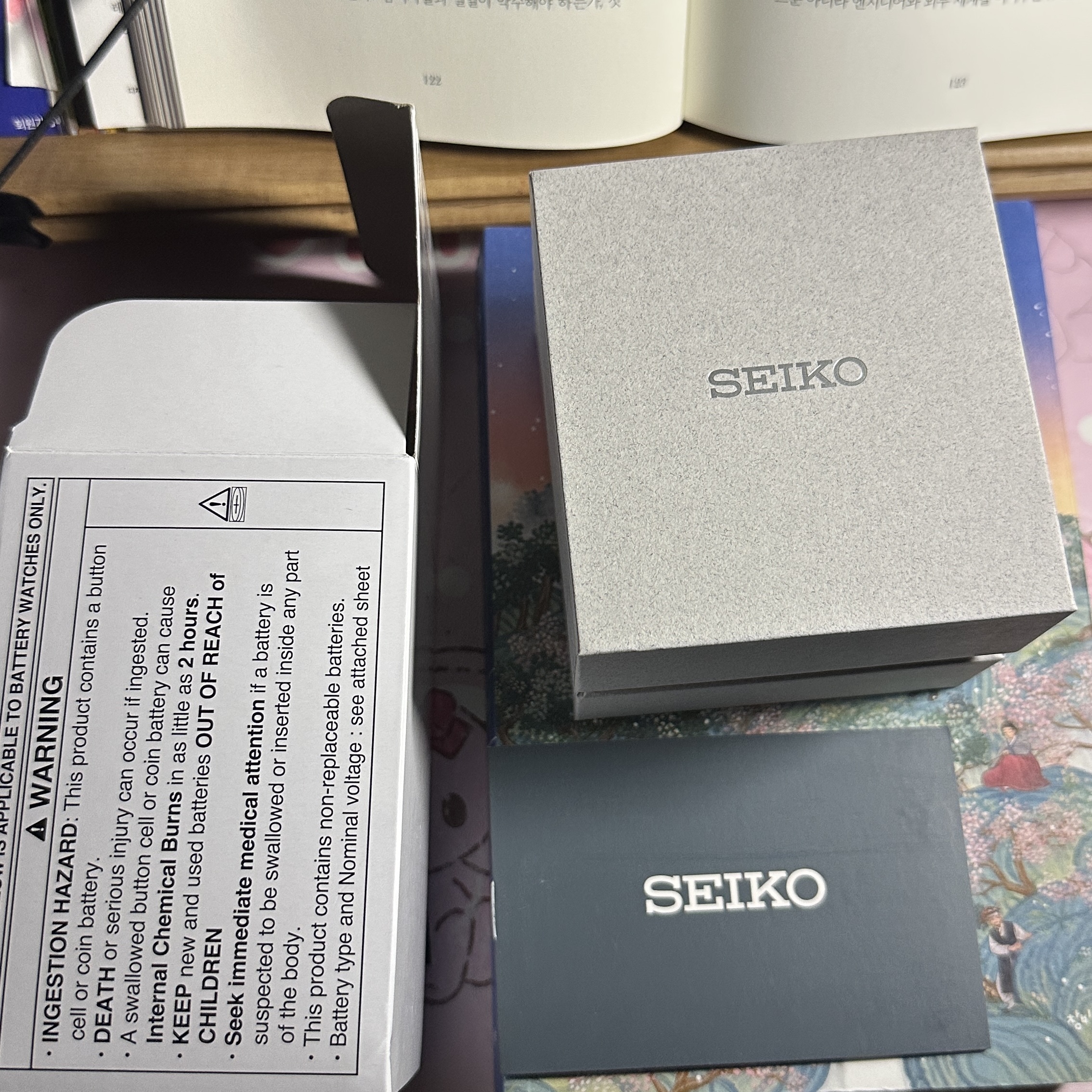 Seiko SWR049P1 28.4mm Black 착용 스타일 - 5