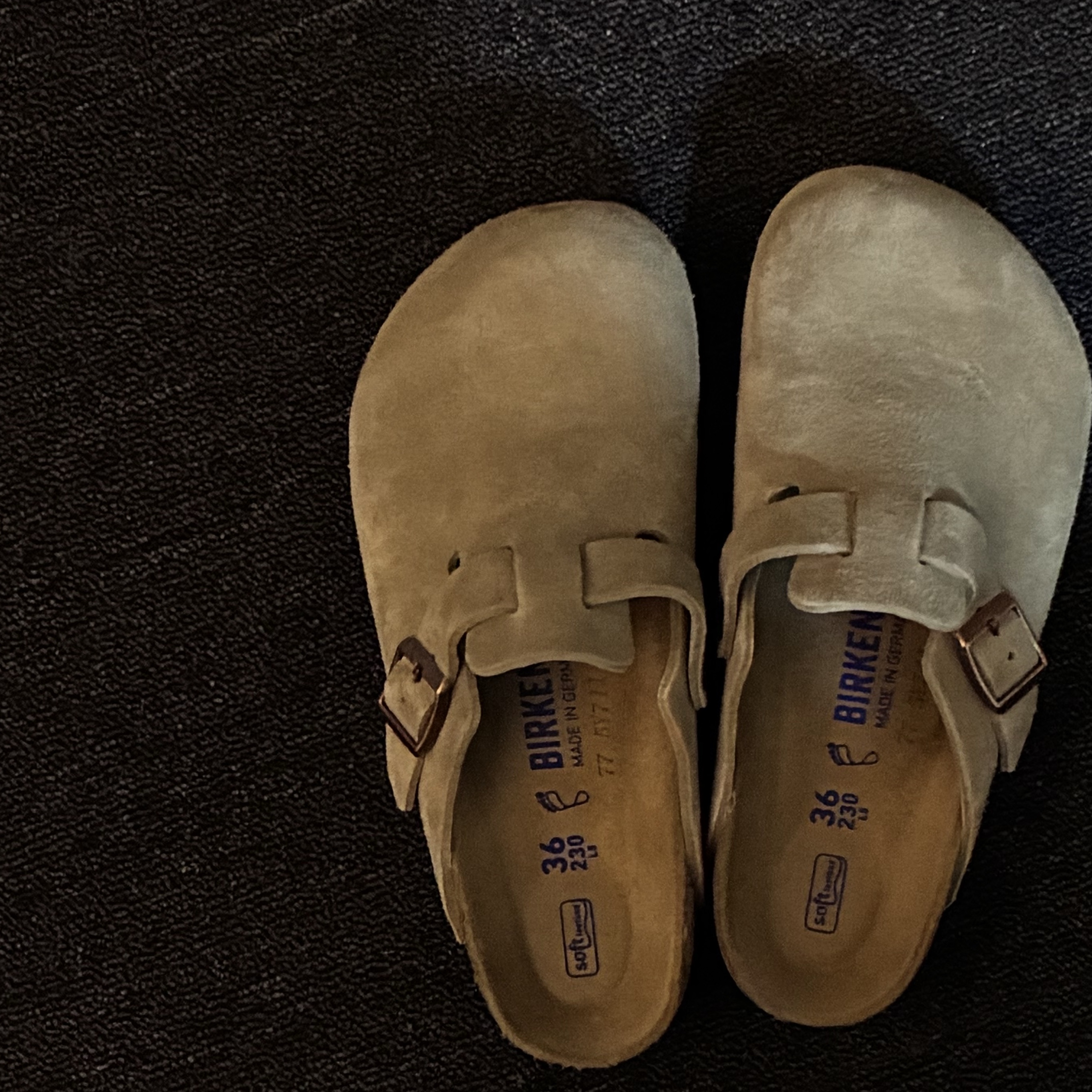 Birkenstock Boston Soft Footbed Taupe - Regular 착용 스타일