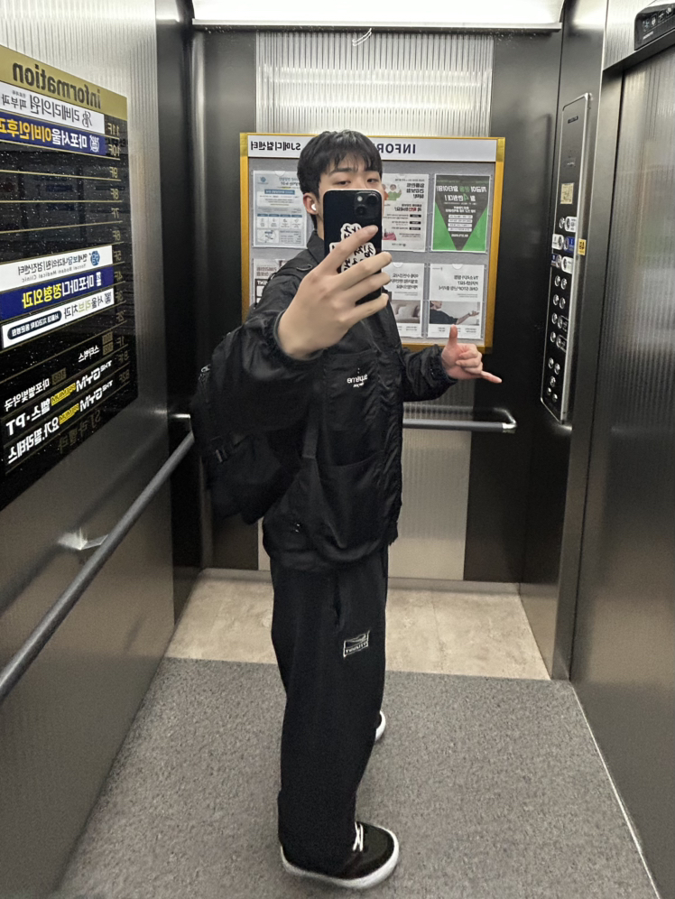 KREAM 프로필 이미지
