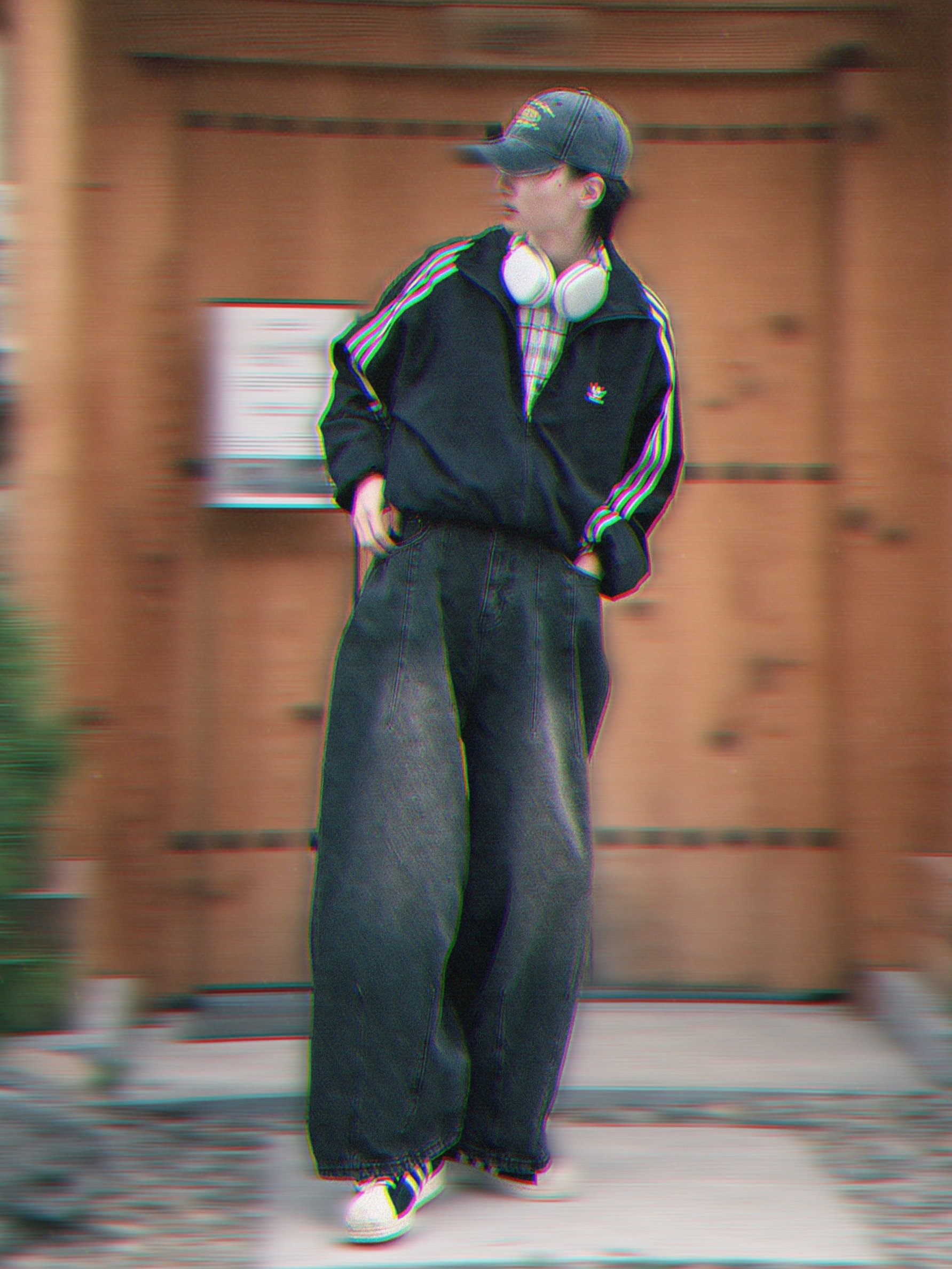 (W) Adidas Adilenium Oversized Track Top Black - KR Sizing, Apple AirPods Max Lightning Silver (Korean Ver.) 착용 스타일 - 2