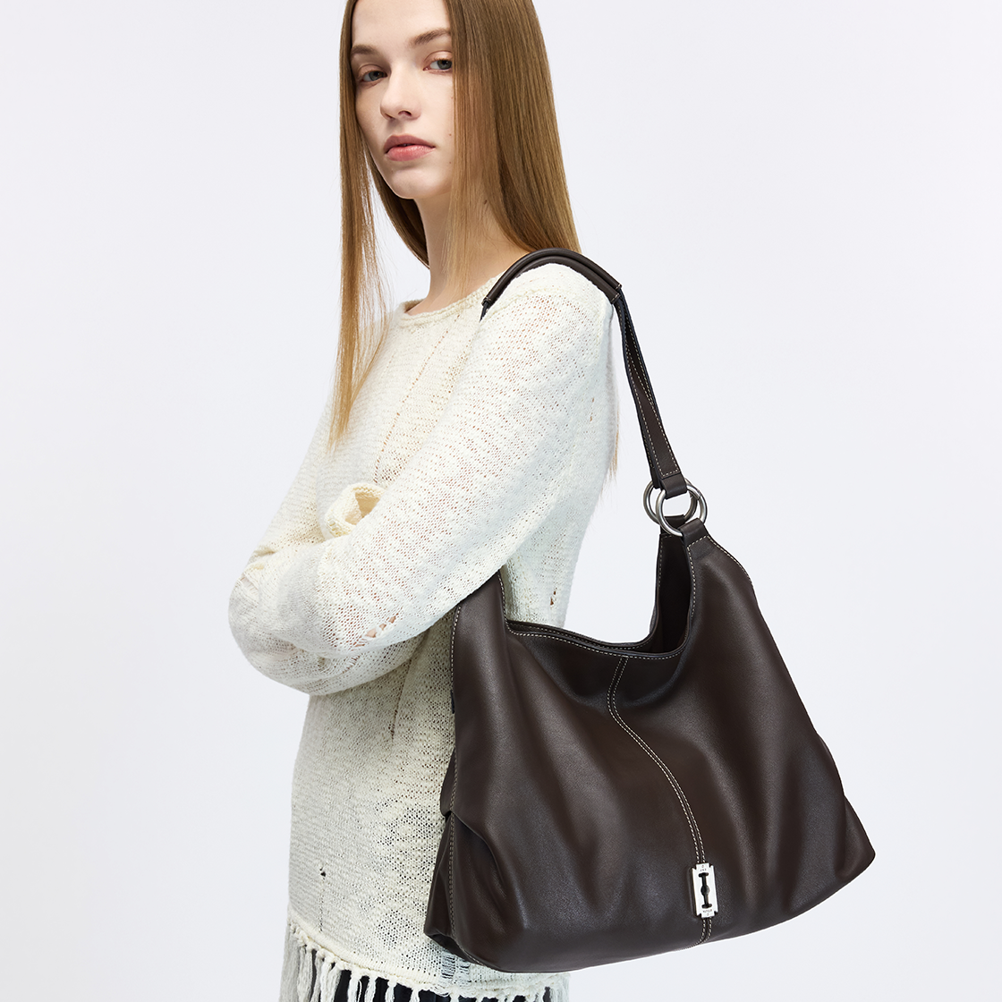 분크 하프문 아타쉬 투 핸들 숄더 미듐 다크 브라운(vunque Halfmoon Attache Two Handle Shoulder Dark Brown) - 2