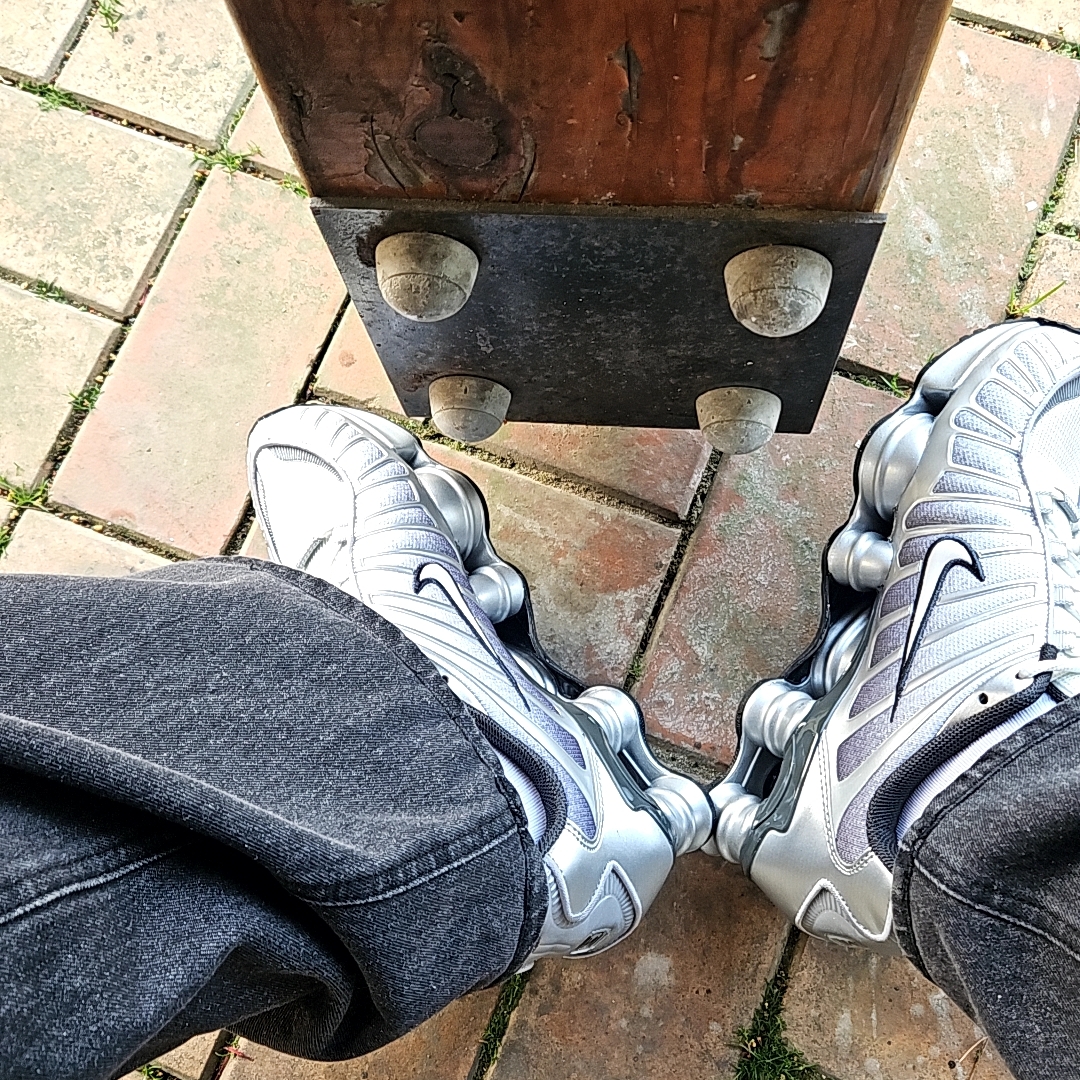 Nike Shox TL Metallic Silver Wolf Grey, Maison Margiela Replica On A Date Eau de Toilette 30ml 착용 스타일