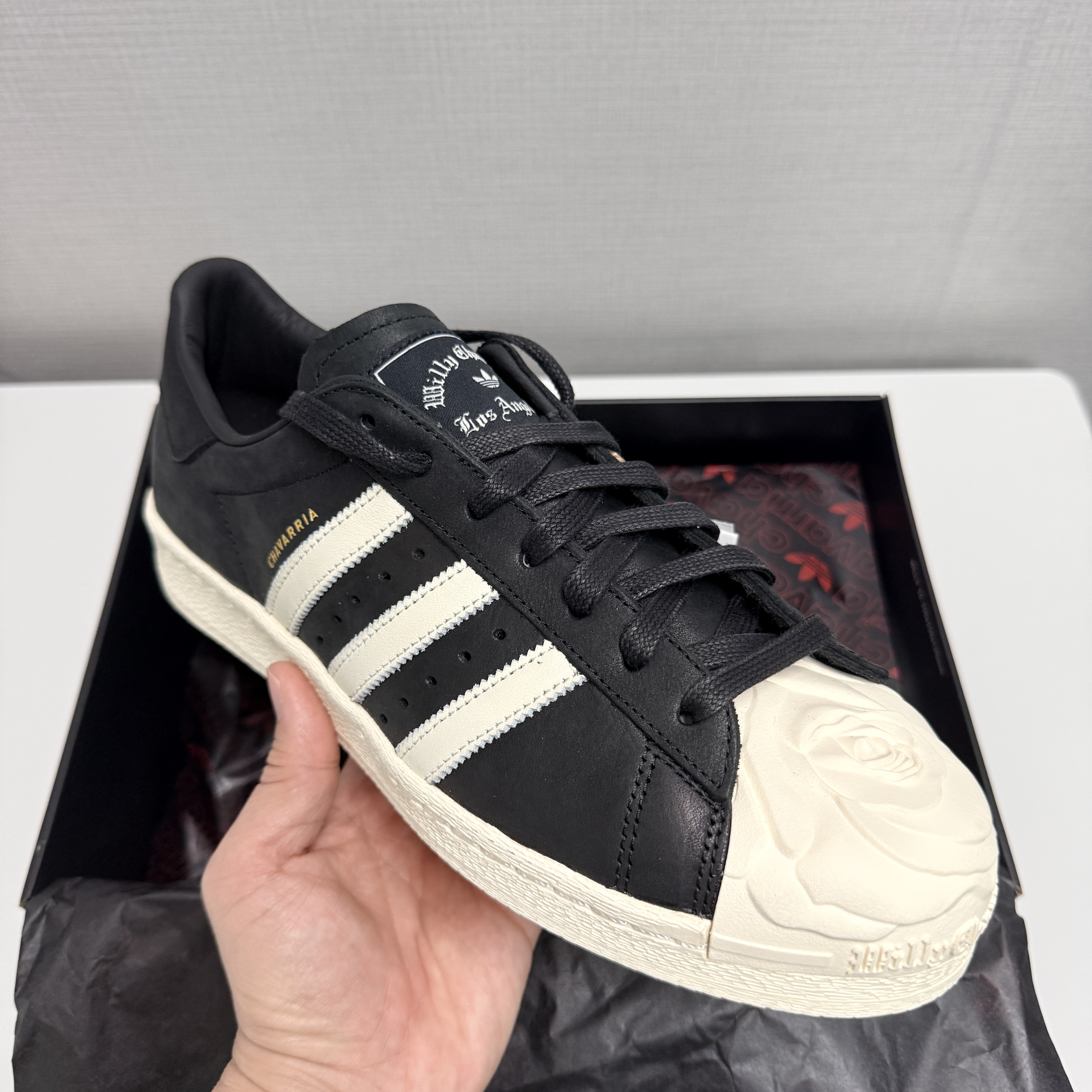 Adidas x Willy Chavarria Superstar Core Black Cream White 착용 스타일 - 1
