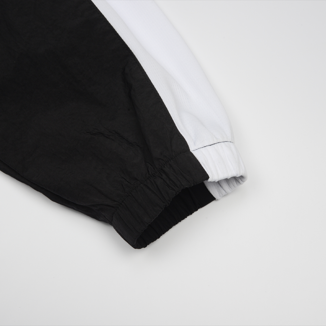 어프레쉬 스포트 윈드 스웻셔츠 블랙(AFRESH Sporty Wind Sweatshirt Black) - 4
