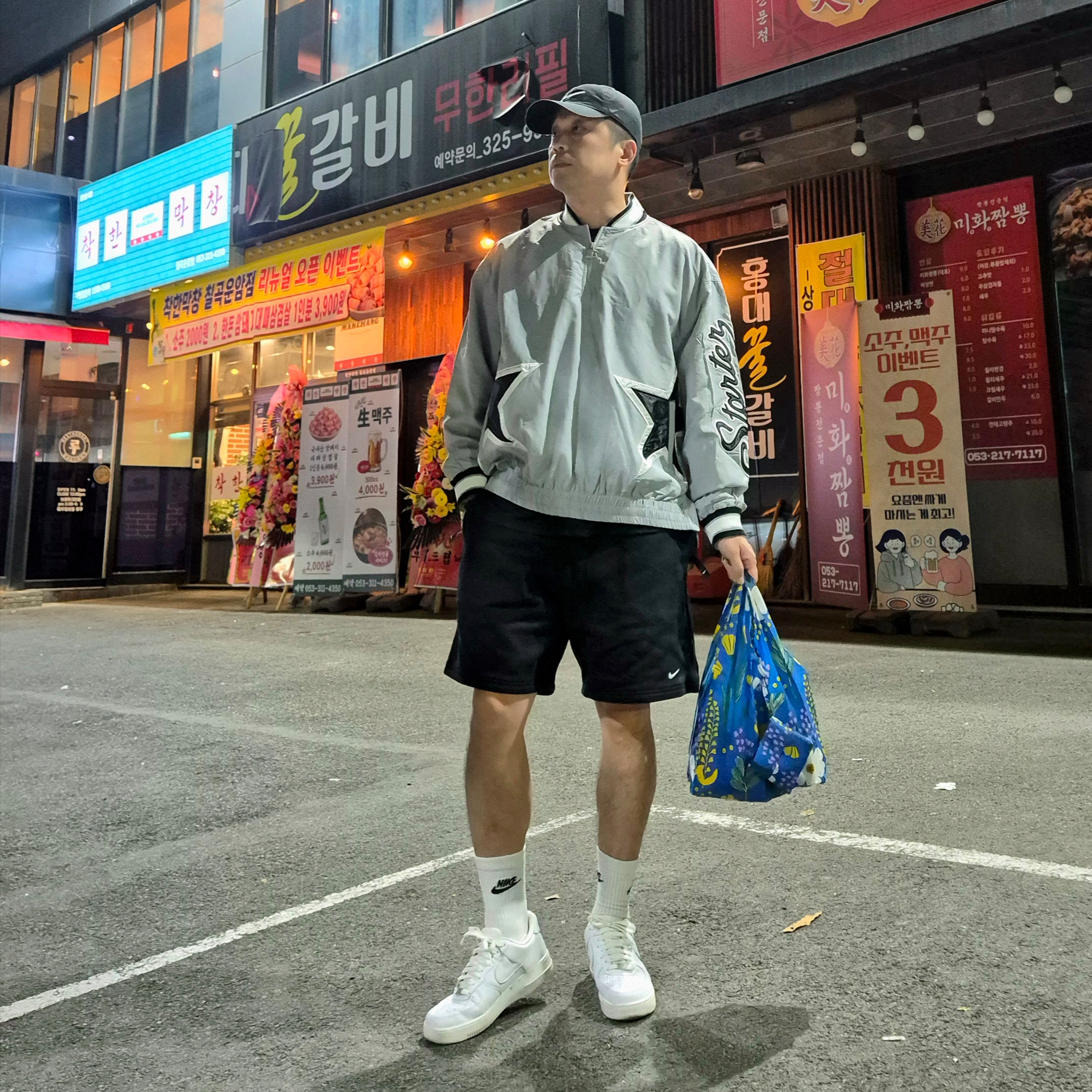 Nike Air Force 1 '07 Low White, Nike NRG Solo Swoosh Fleece Shorts Black - Asia 착용 스타일 - 2