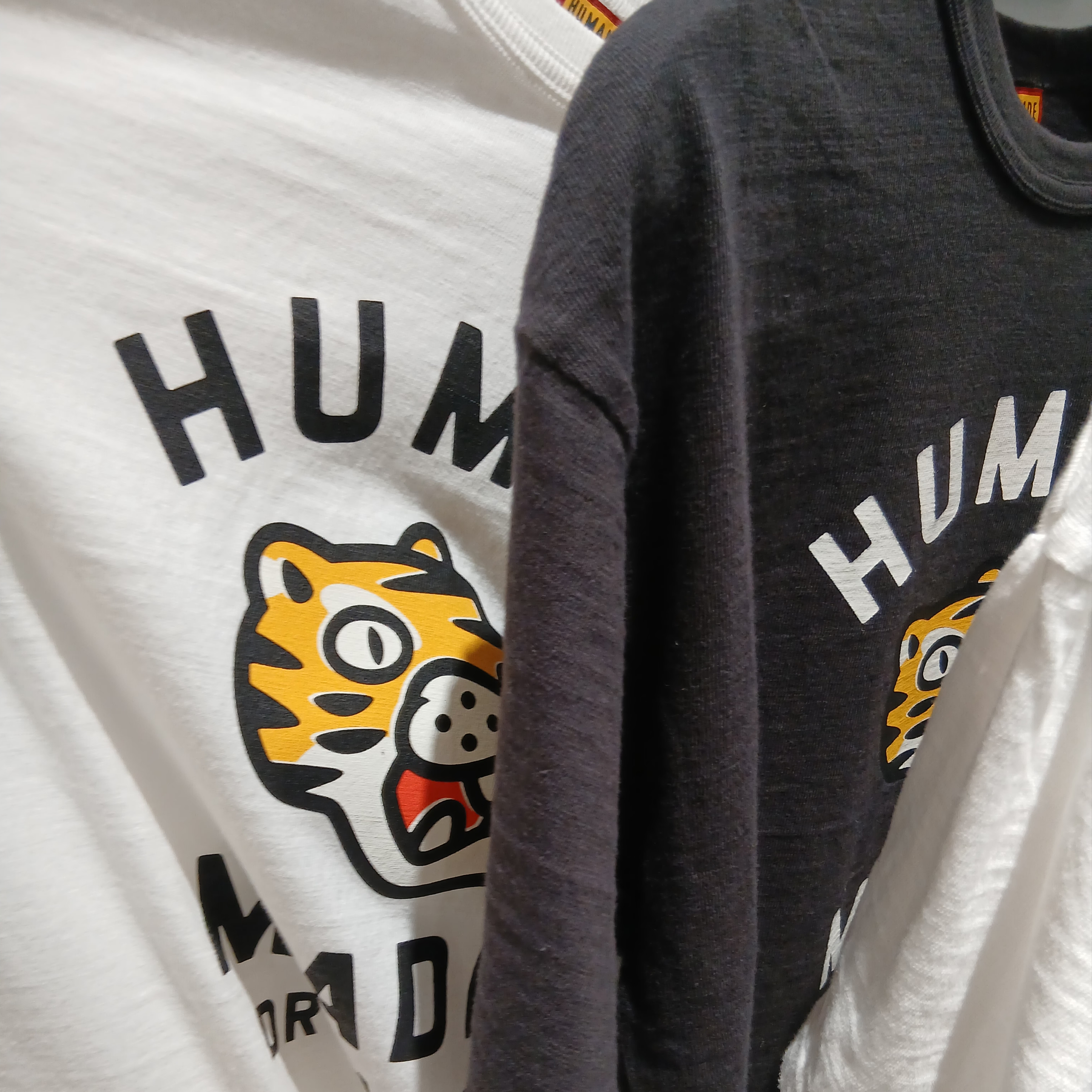 Human Made Graphic T-Shirt White, Human Made Graphic T-Shirt Black 착용 스타일 - 5