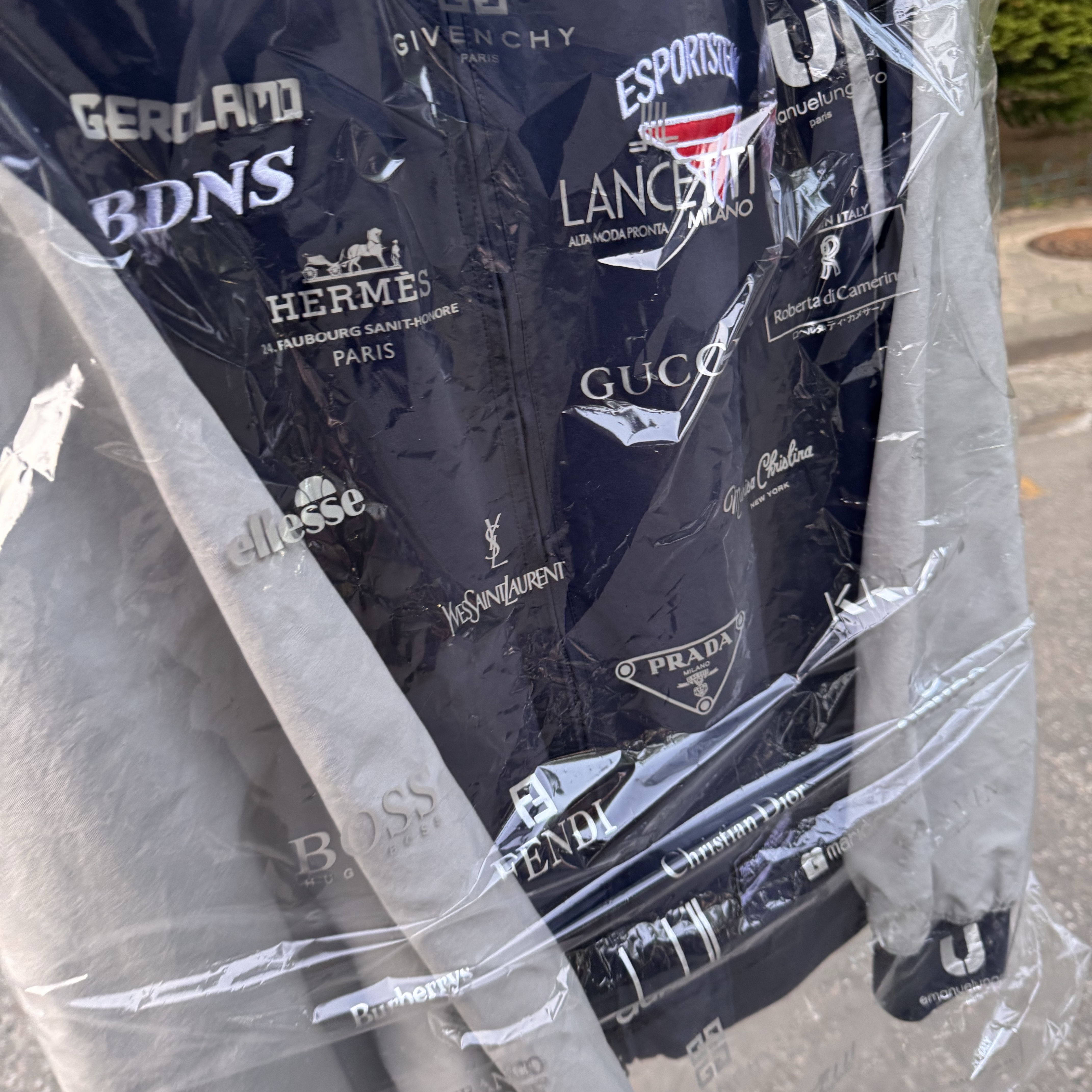 BDNS x T1 Base Jacket Navy 착용 스타일