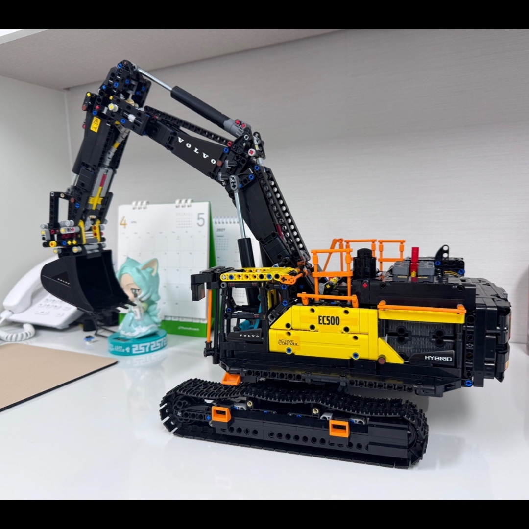 Lego Volvo EC500 Hybrid Excavator 착용 스타일
