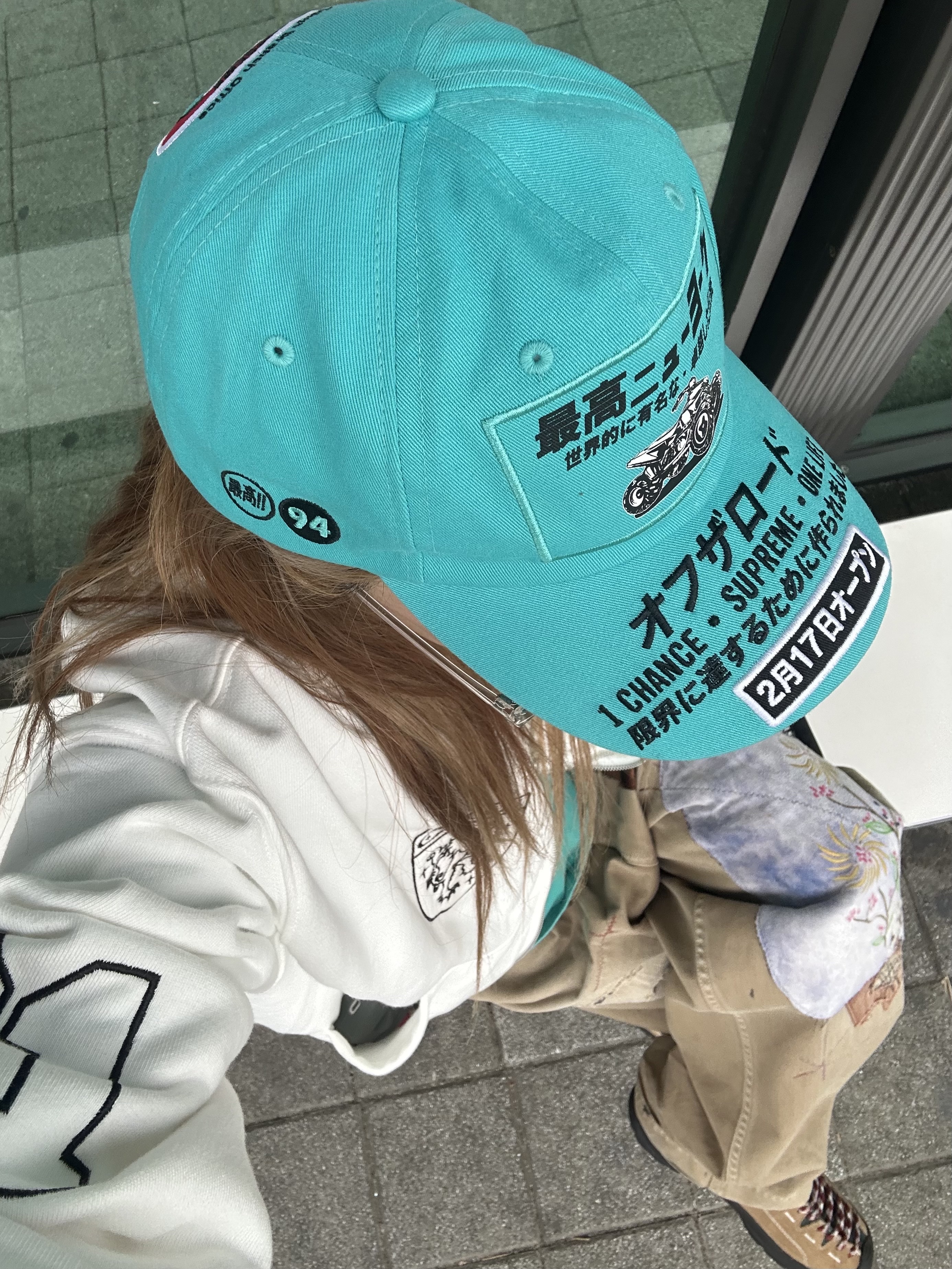 Supreme ATV 6-Panel Turquoise - 25FW, Keen Jasper Suede Sneakers Camel 착용 스타일