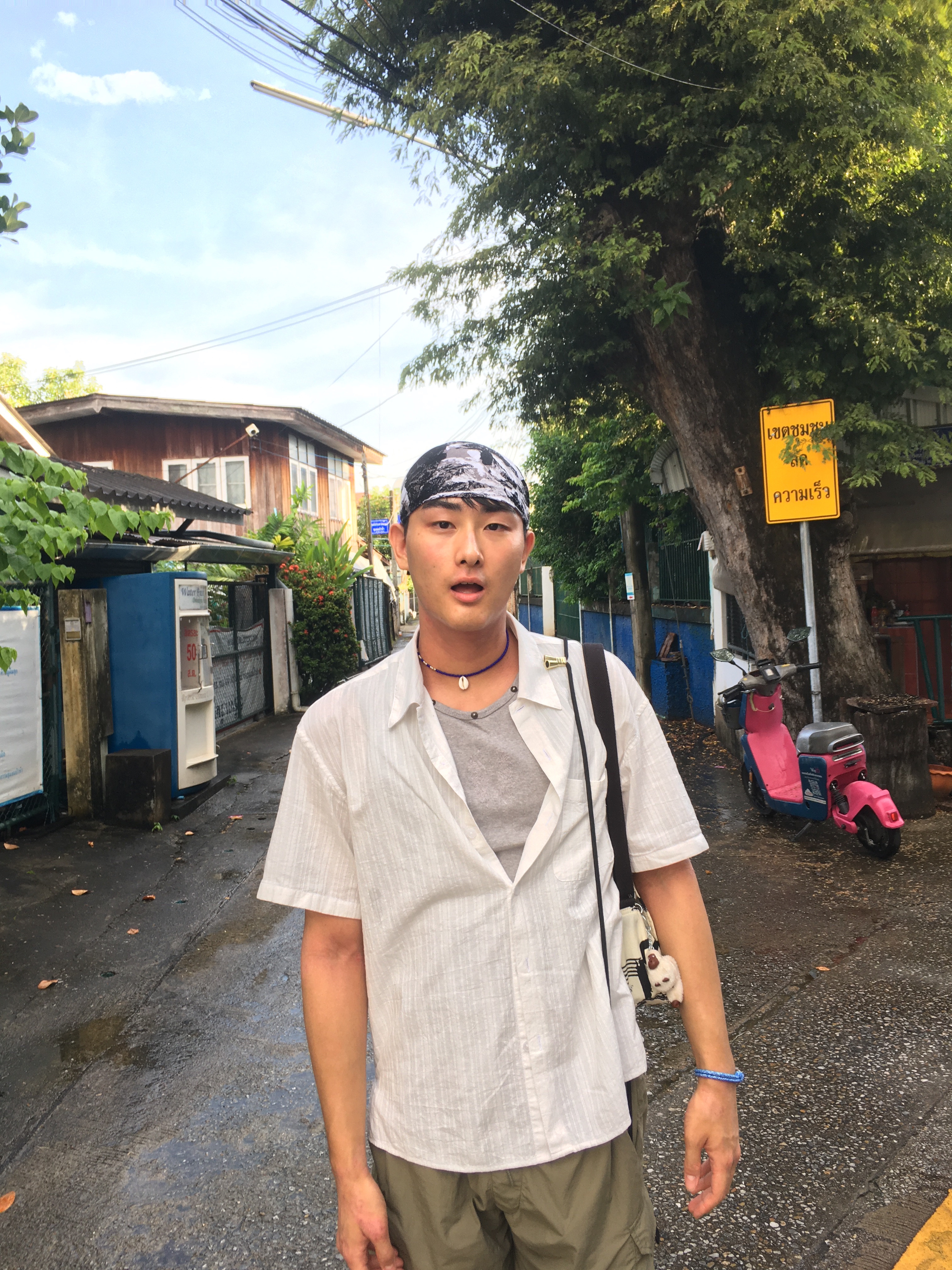 (W) Adidas Tokyo Blue Bird Cloud White, Kipling Abanu Grey Gris 착용 스타일 - 4