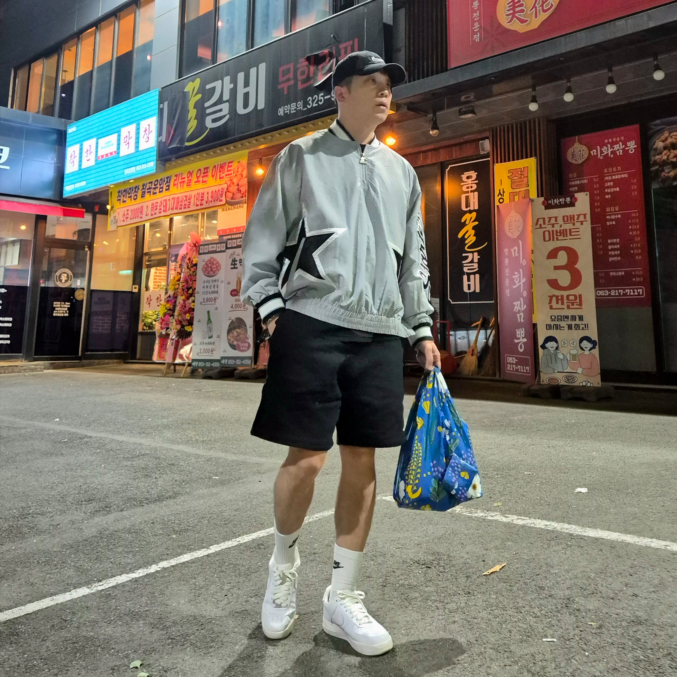 Nike Air Force 1 '07 Low White, Nike NRG Solo Swoosh Fleece Shorts Black - Asia 착용 스타일 - 3