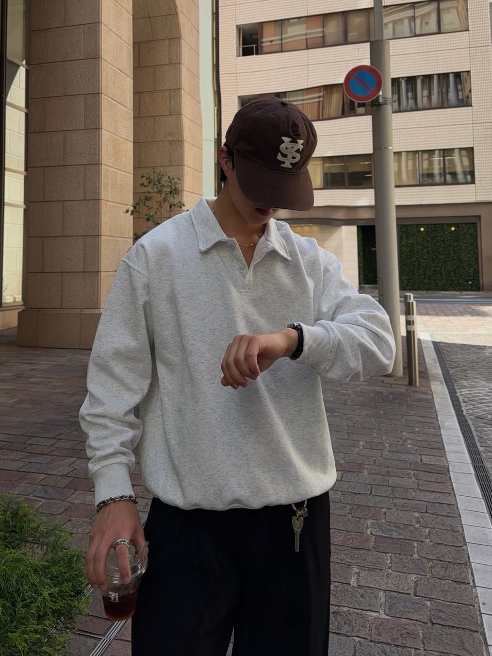 Sunday Ceremony Sy Logo 5 Panel Cotton Cap - Brown 착용 스타일 - 2