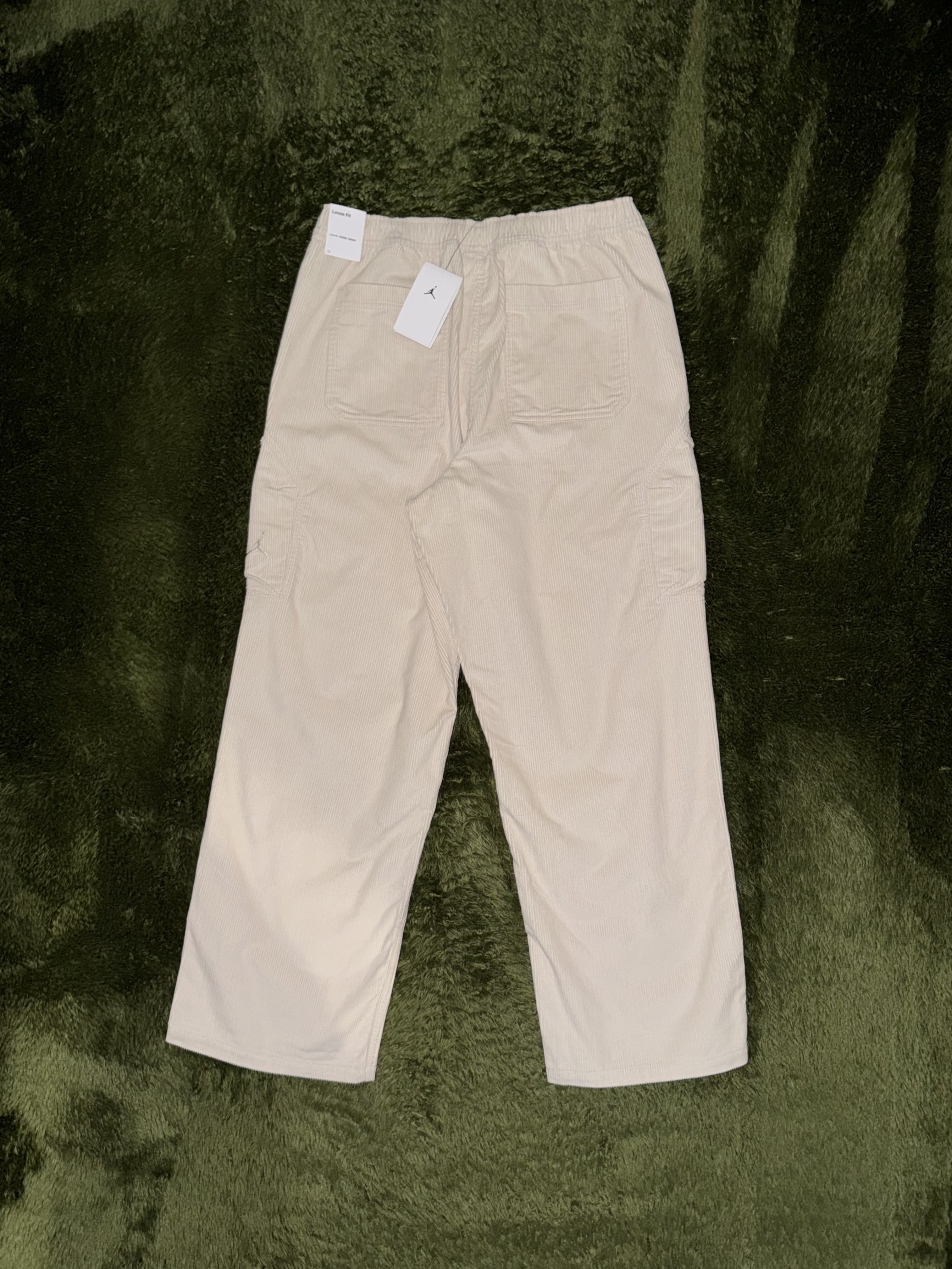Jordan Flight Chicago Corduroy Pants Light Orewood Brown (HV0526-104) 착용 스타일 - 7
