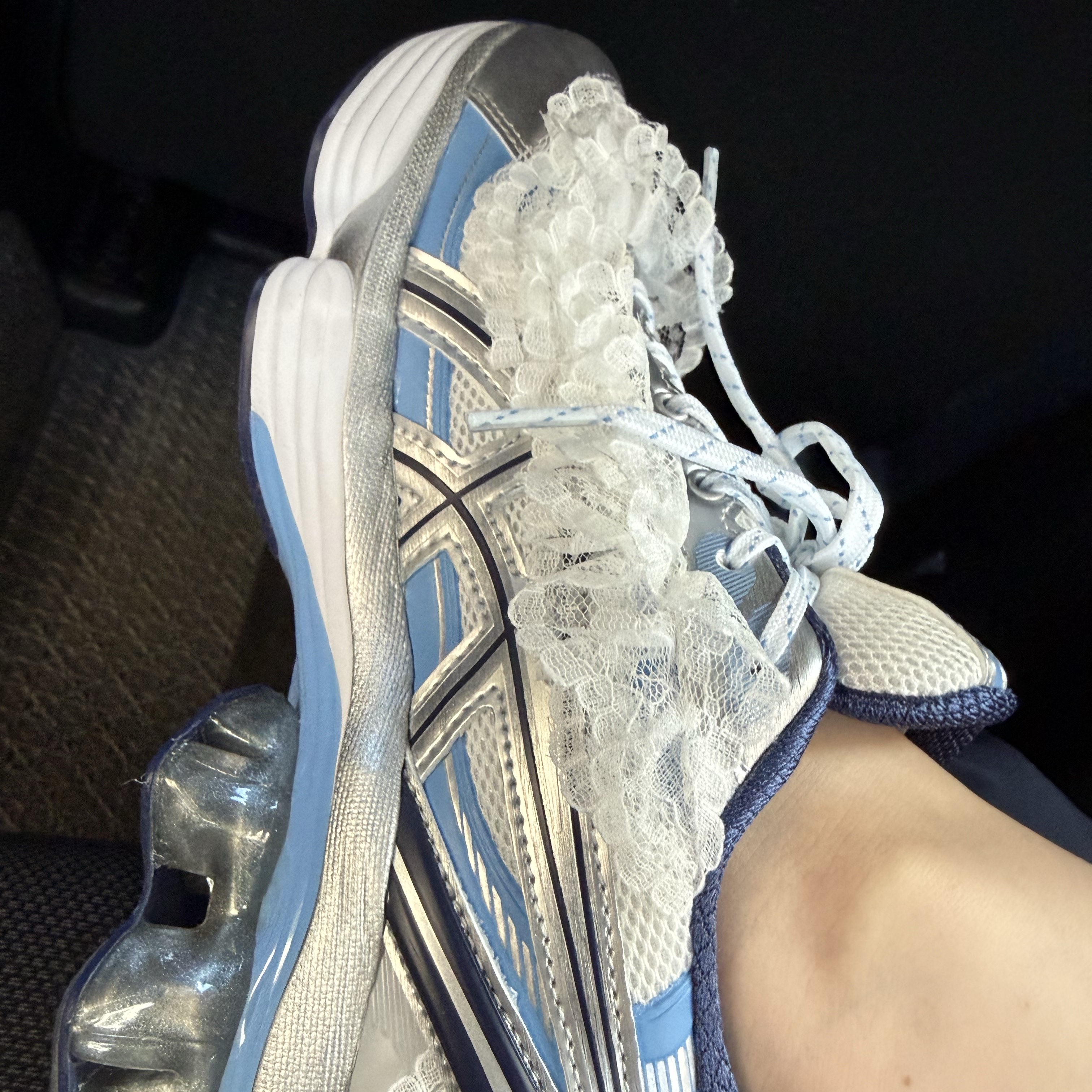 Asics x Shushu Tong Gel-Kinetic Fluent White Dive Blue 착용 스타일