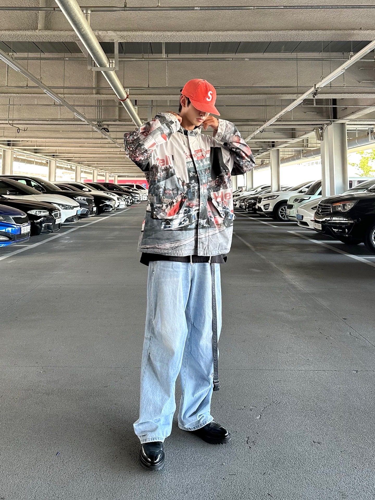 Supreme Grand Prix Parka Multi-Color - 19SS, Supreme Pigment Print S Logo 6-Panel Orange - 22FW 착용 스타일 - 3