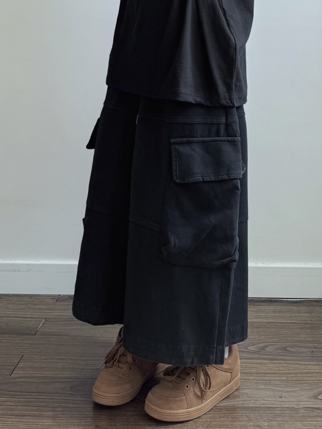 Mischief Lightweight Zip Around Backpack Black, Dr. Martens Reeder Wyoming Leather Utility Shoes Black 착용 스타일 - 7