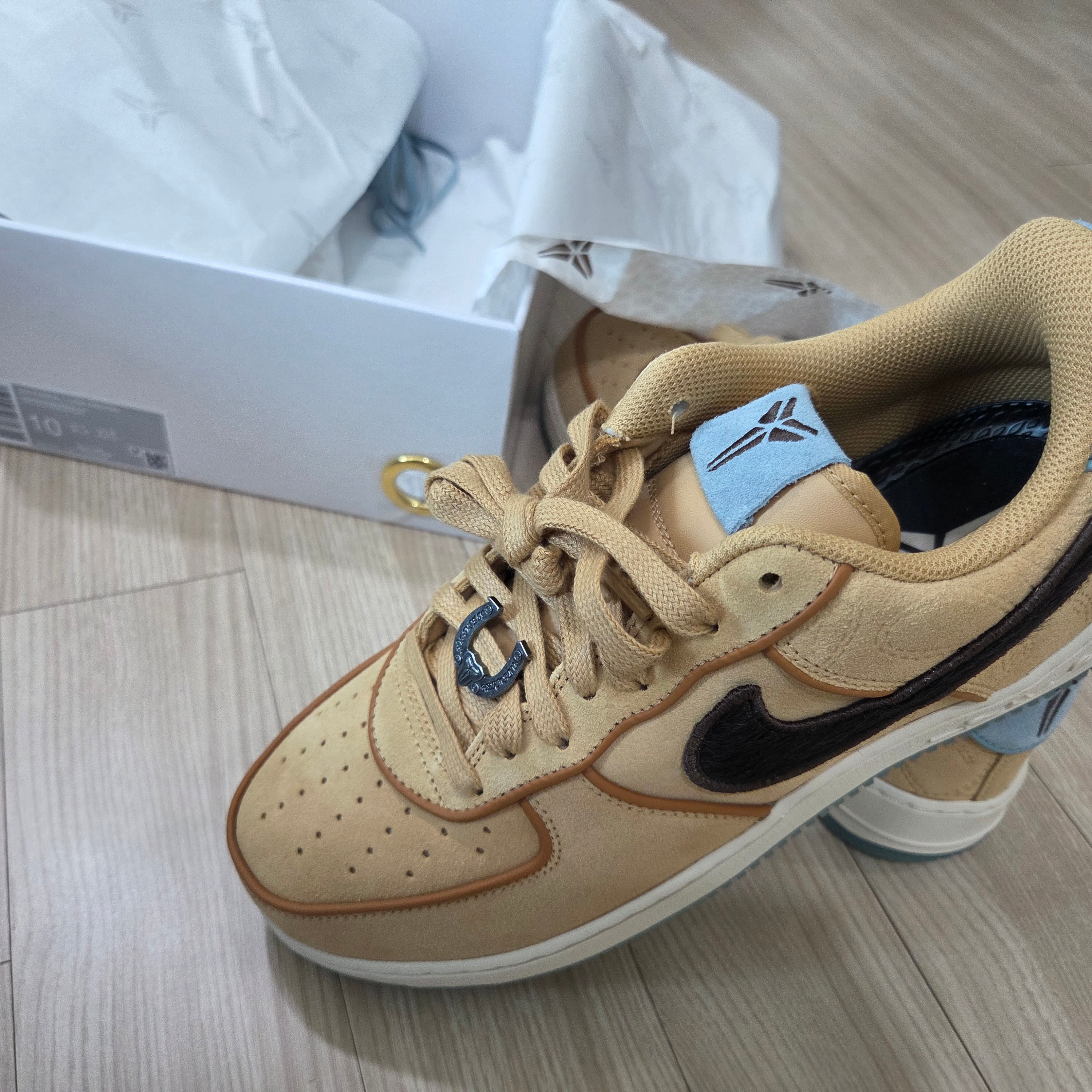 Nike x Kobe Bryant Air Force 1 Low Protro Twine Baroque Brown 착용 스타일 - 1