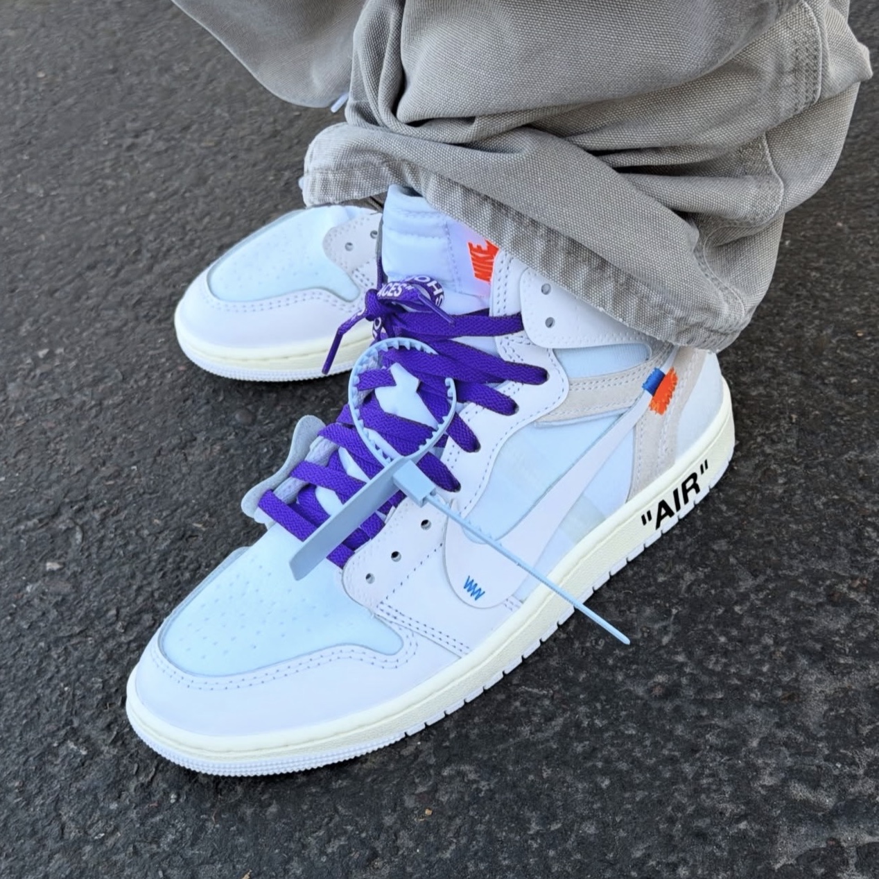 Jordan 1 x Virgil Abloh Archive Retro High Alaska White 착용 스타일 - 4
