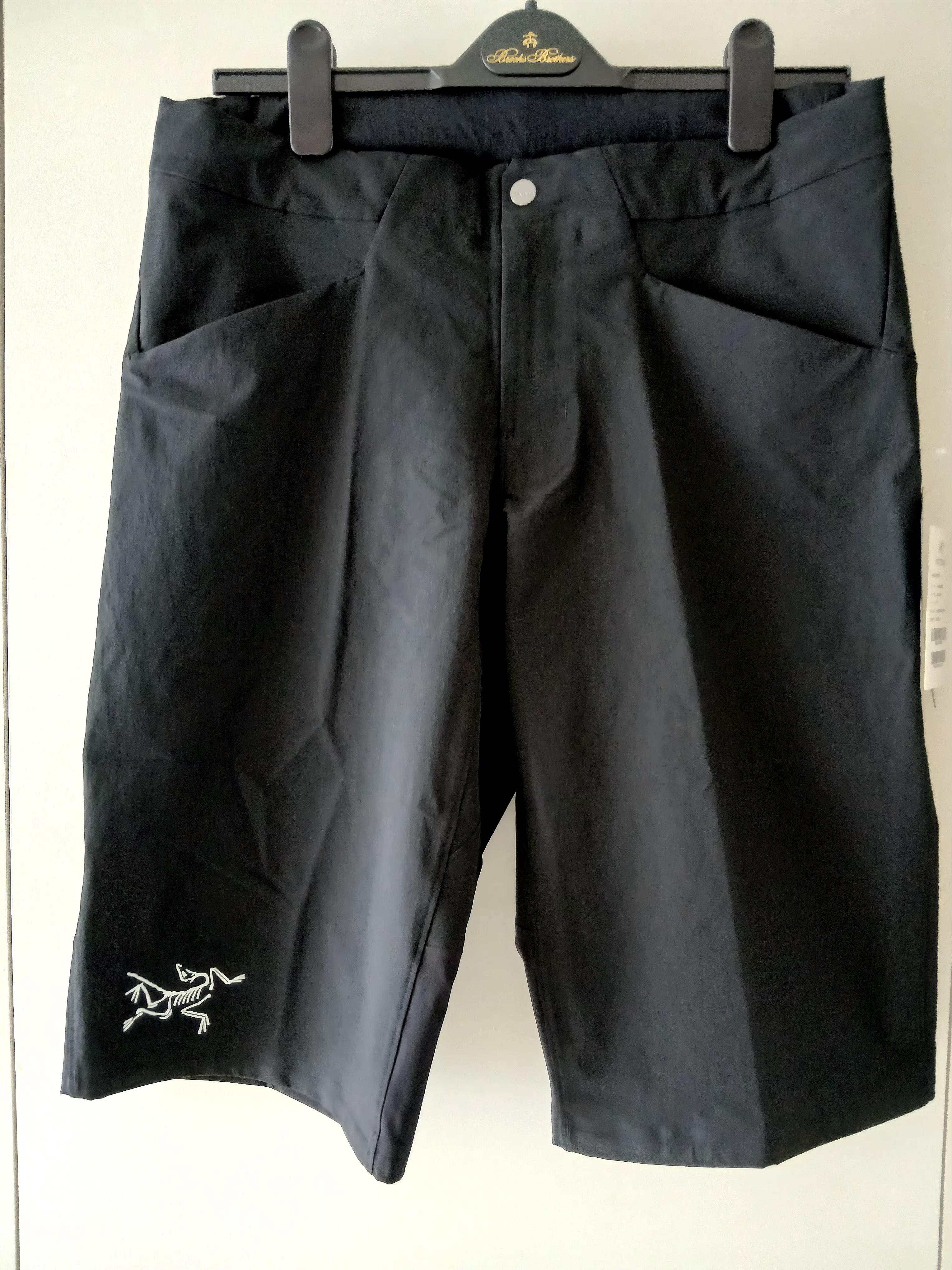 Arc'teryx Rhoam Shorts Black, (W) Arc'teryx Rhoam Shorts Black 착용 스타일 - 1
