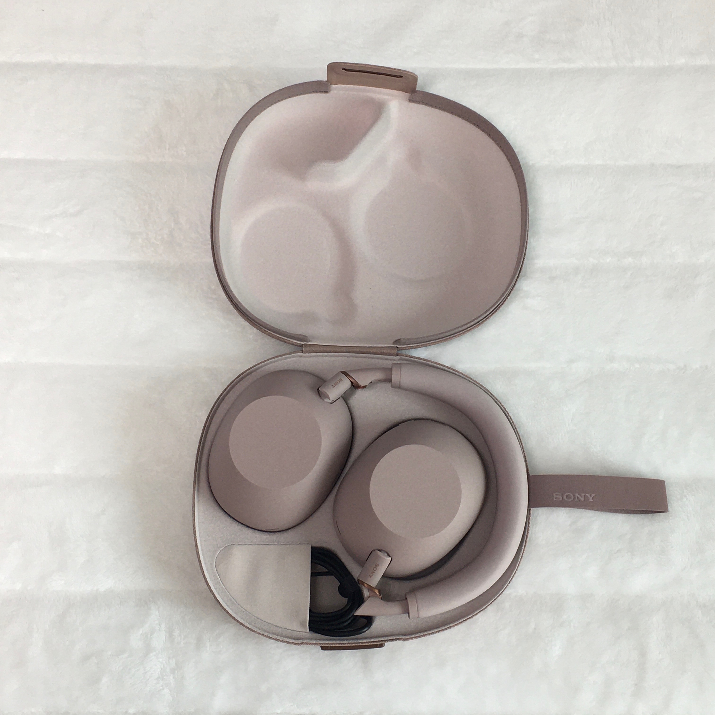 [사은품 증정] Sony WH-1000XM6 Sand Pink (Sony Korea Ver.) 착용 스타일