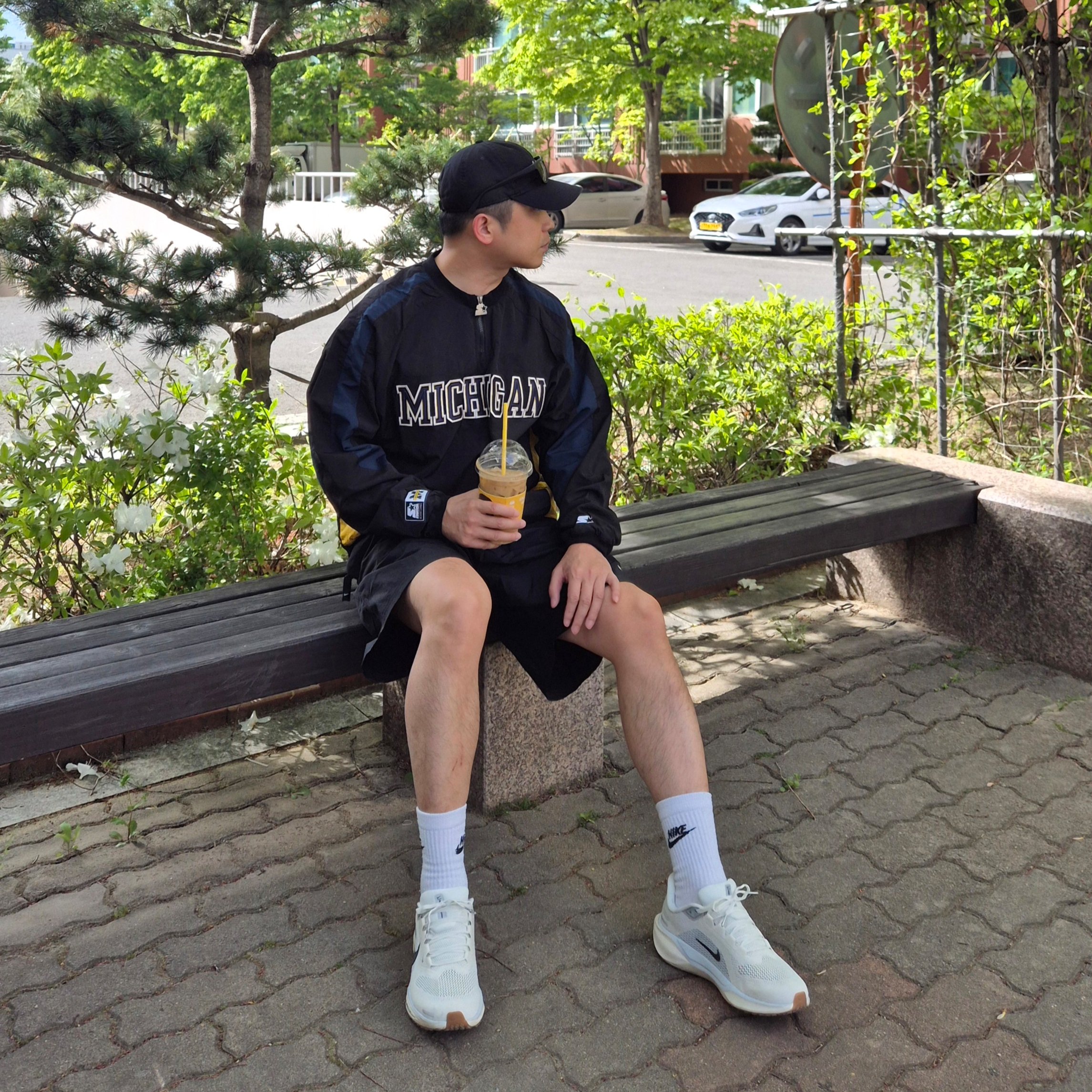 Nike Air Zoom Pegasus 41 Sail Blue Tint, Nike Everyday Essential Crew Socks White Black (3 Pack/Korean Ver.) 착용 스타일 - 4